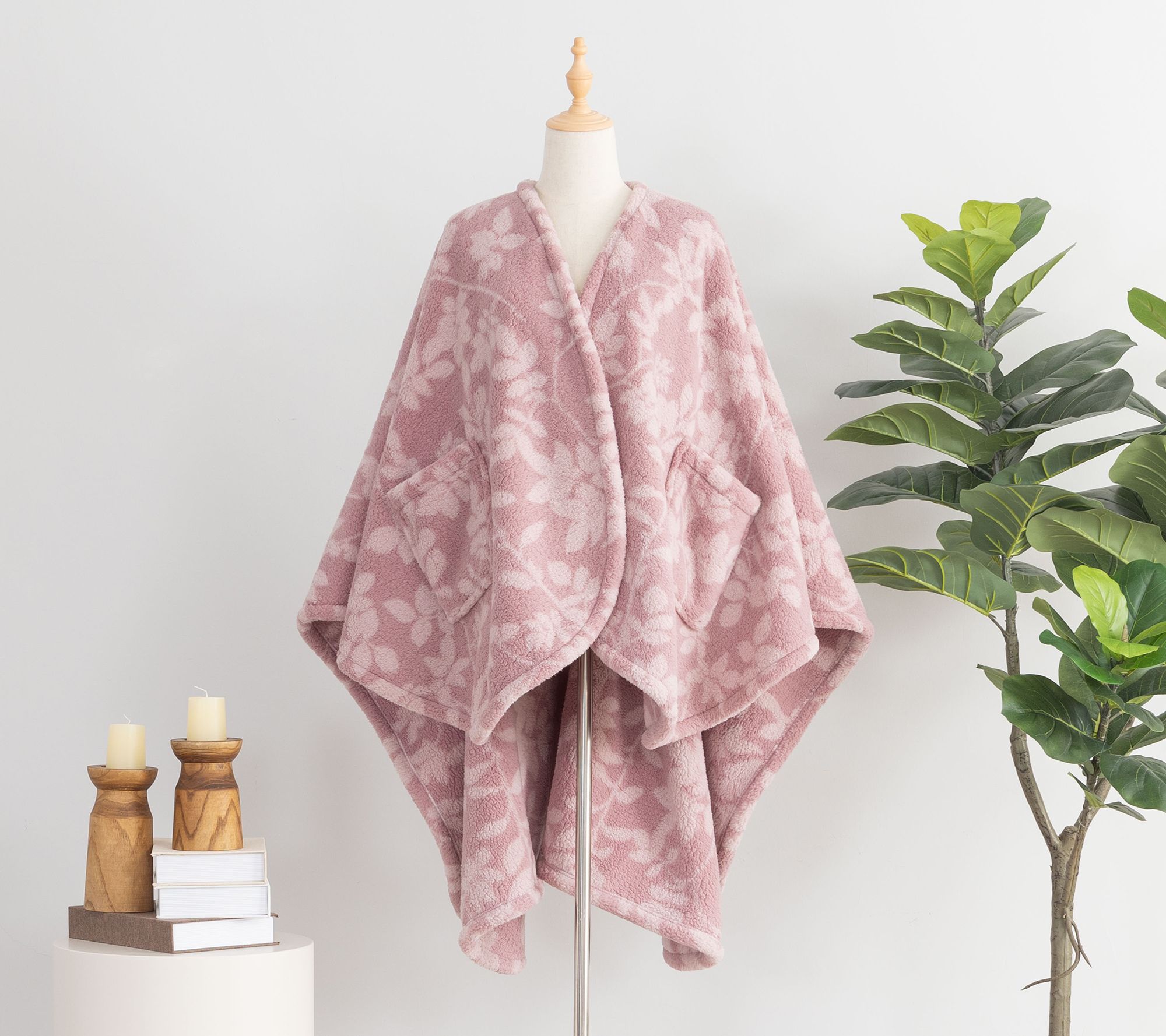 "As Is" Berkshire Botanical Vine Sherpa Wearable Throw