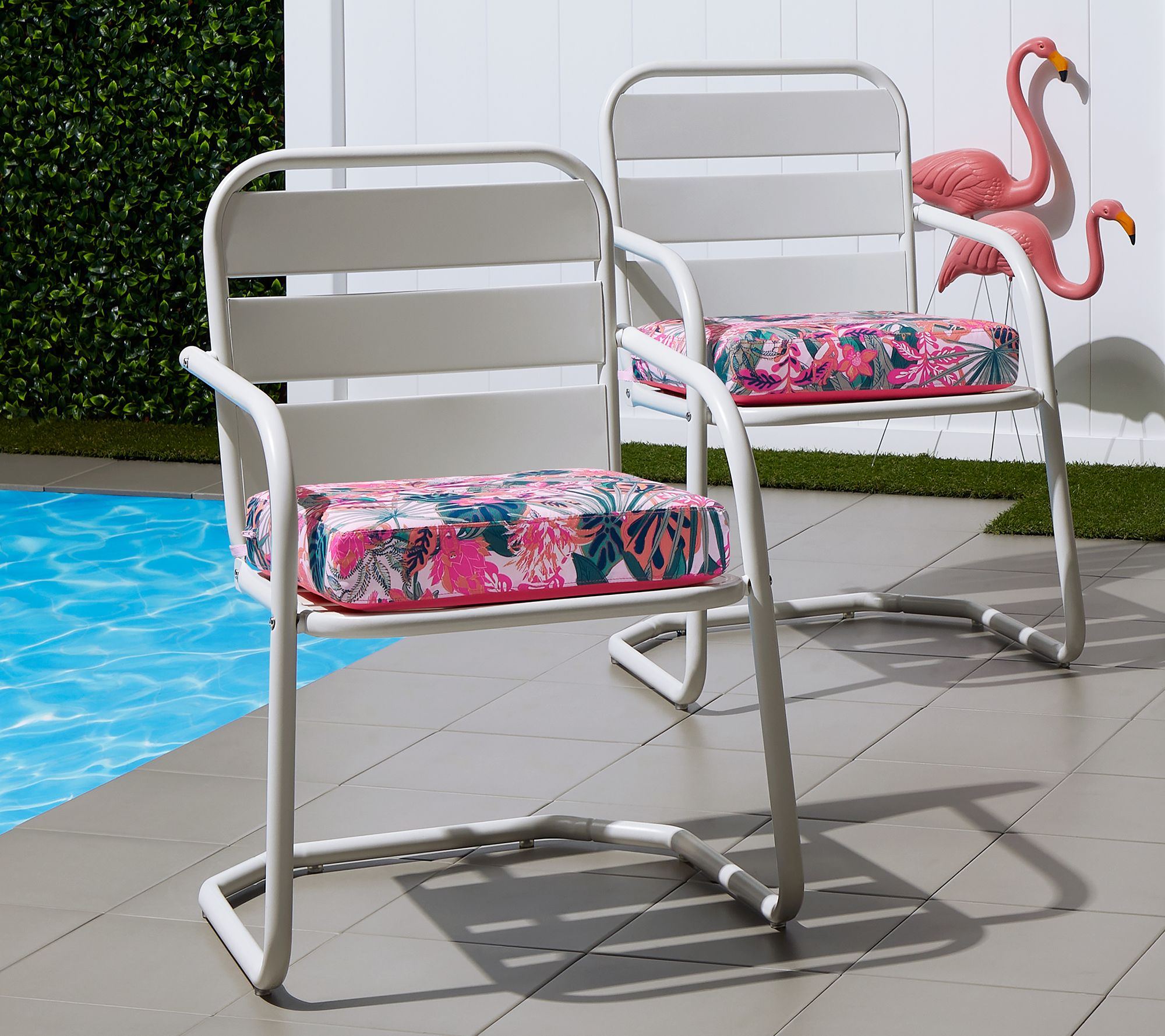 Vera Bradley WaterResistant Patio Seat Cushion, 19"x 19"x 3"