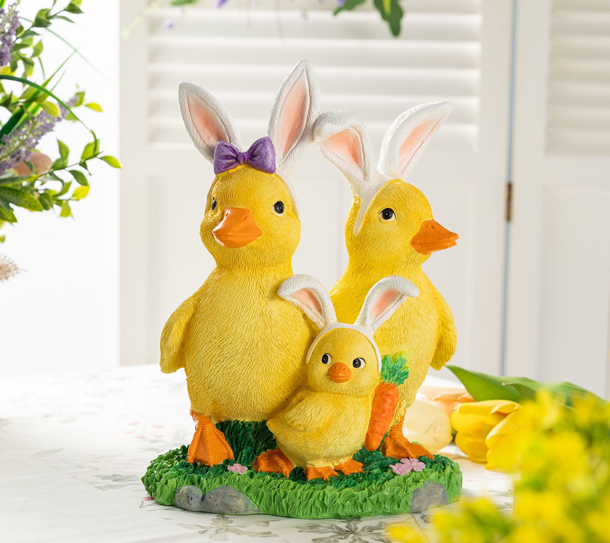 Glitzhome 11.5"H Easter Resin Duck Family TableDecor