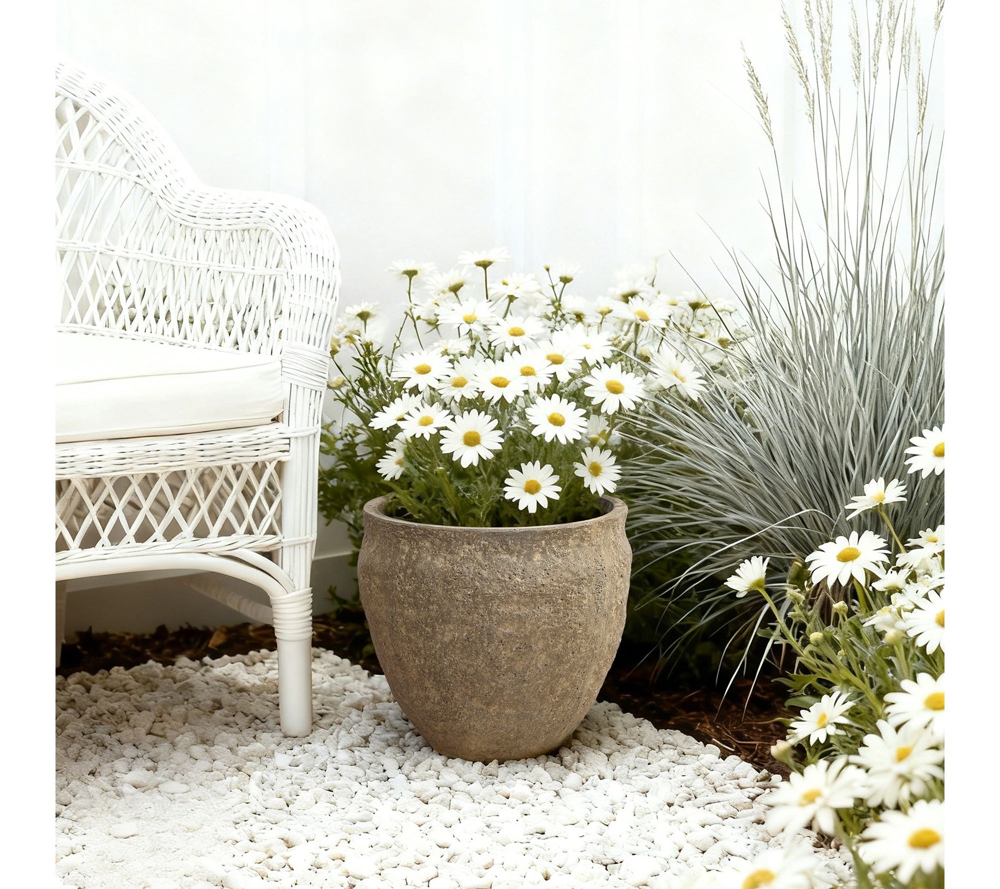 LuxenHome Weathered Earthstone Green Planter, 12.4" Round Pot