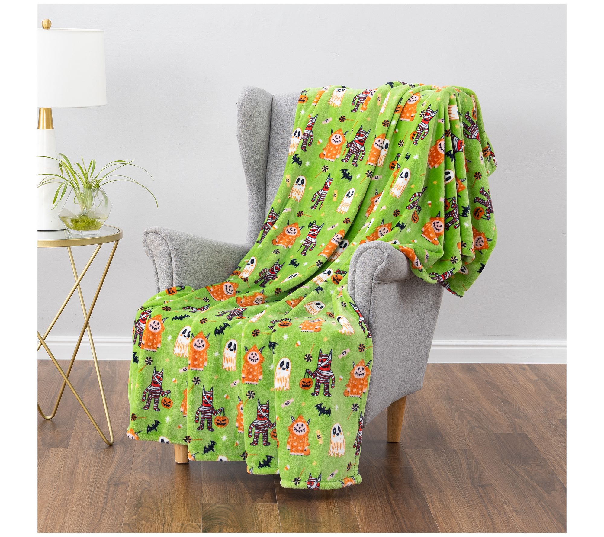 Berkshire Halloween Printed Plush 60x70 Throw