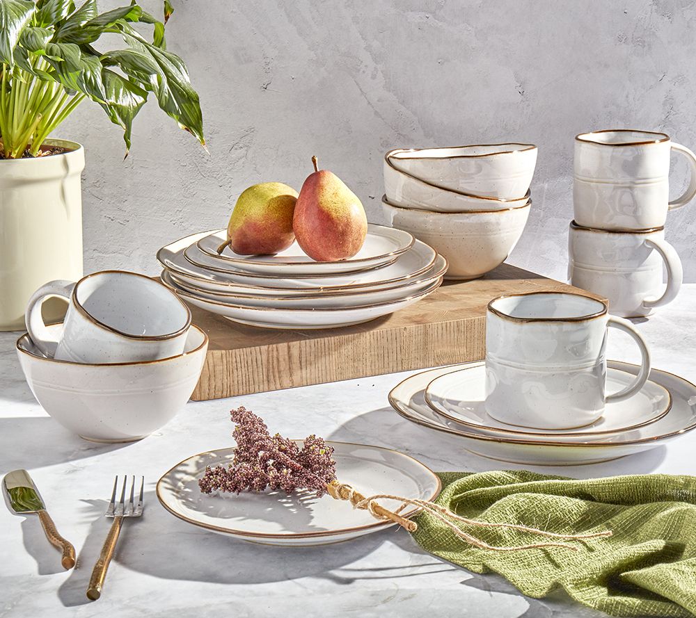 Tabletops Gallery Geneva 16Piece Dinnerware set