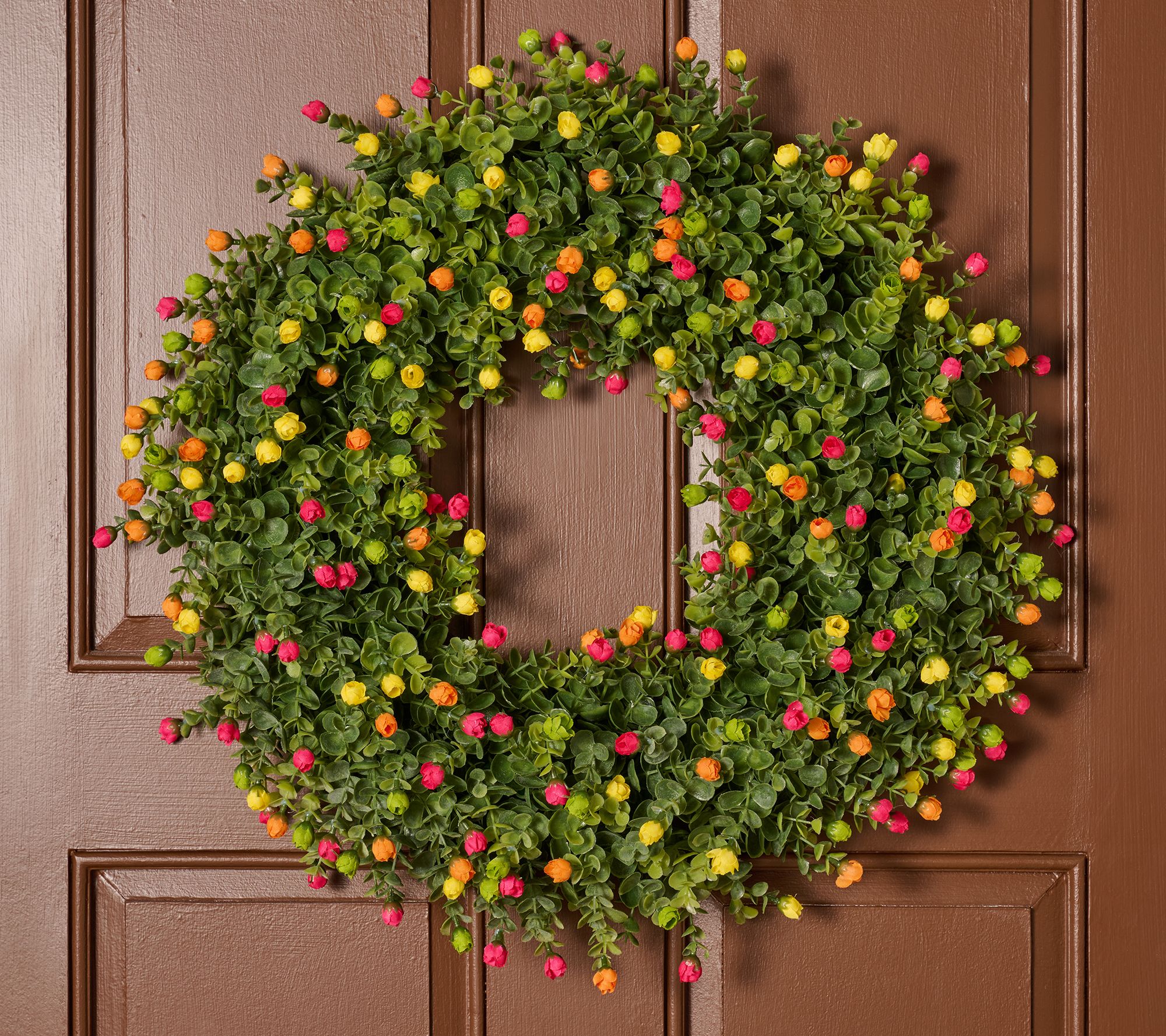 22" Indoor/Outdoor Boxwood & Rosebud Wreath by Kim Gravel