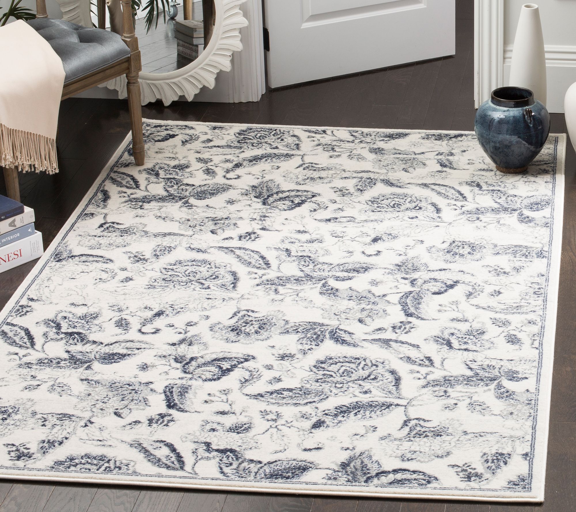 Carnegie 622 Collection 3' x 5' Rug