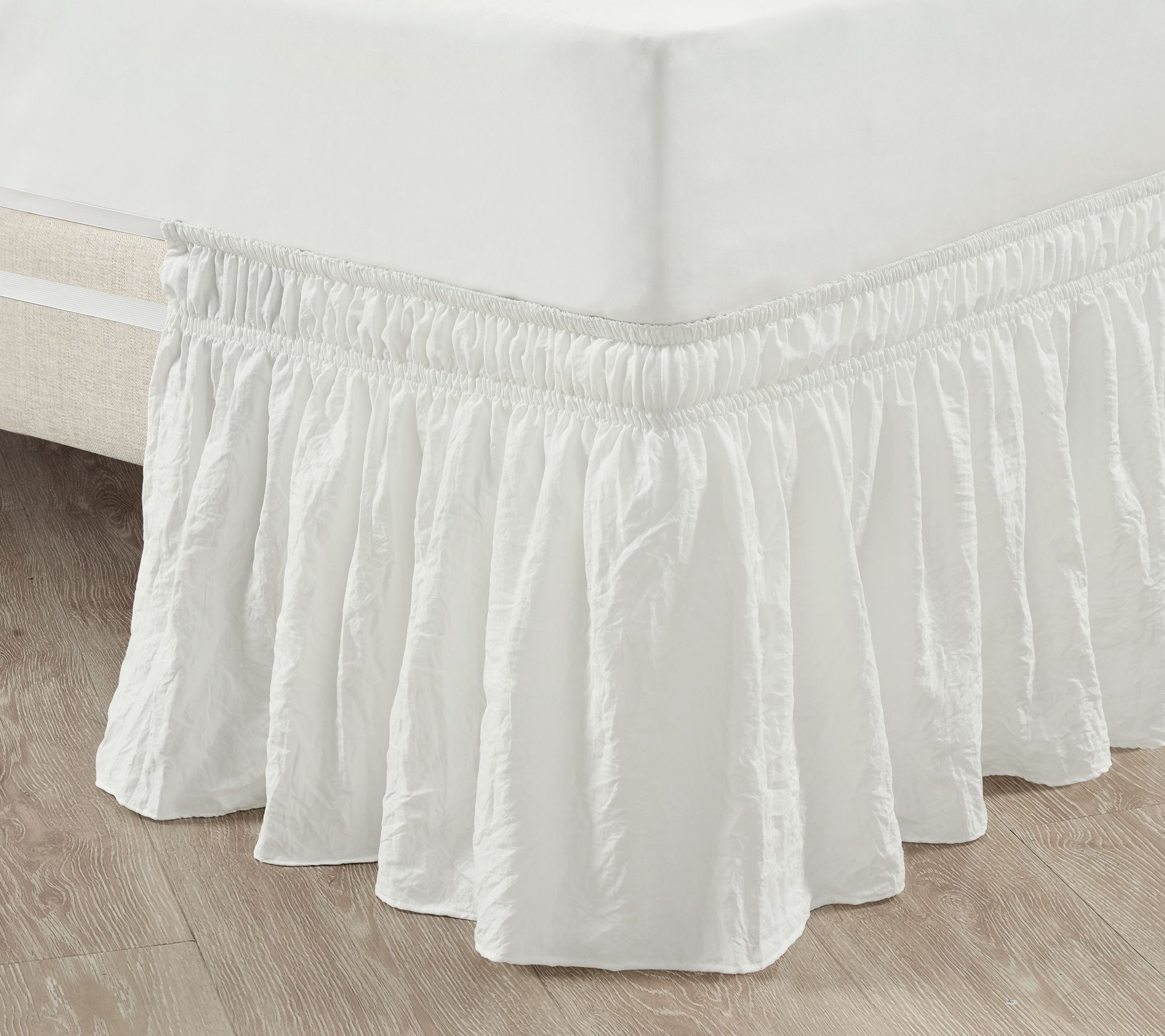 White, Bedskirts