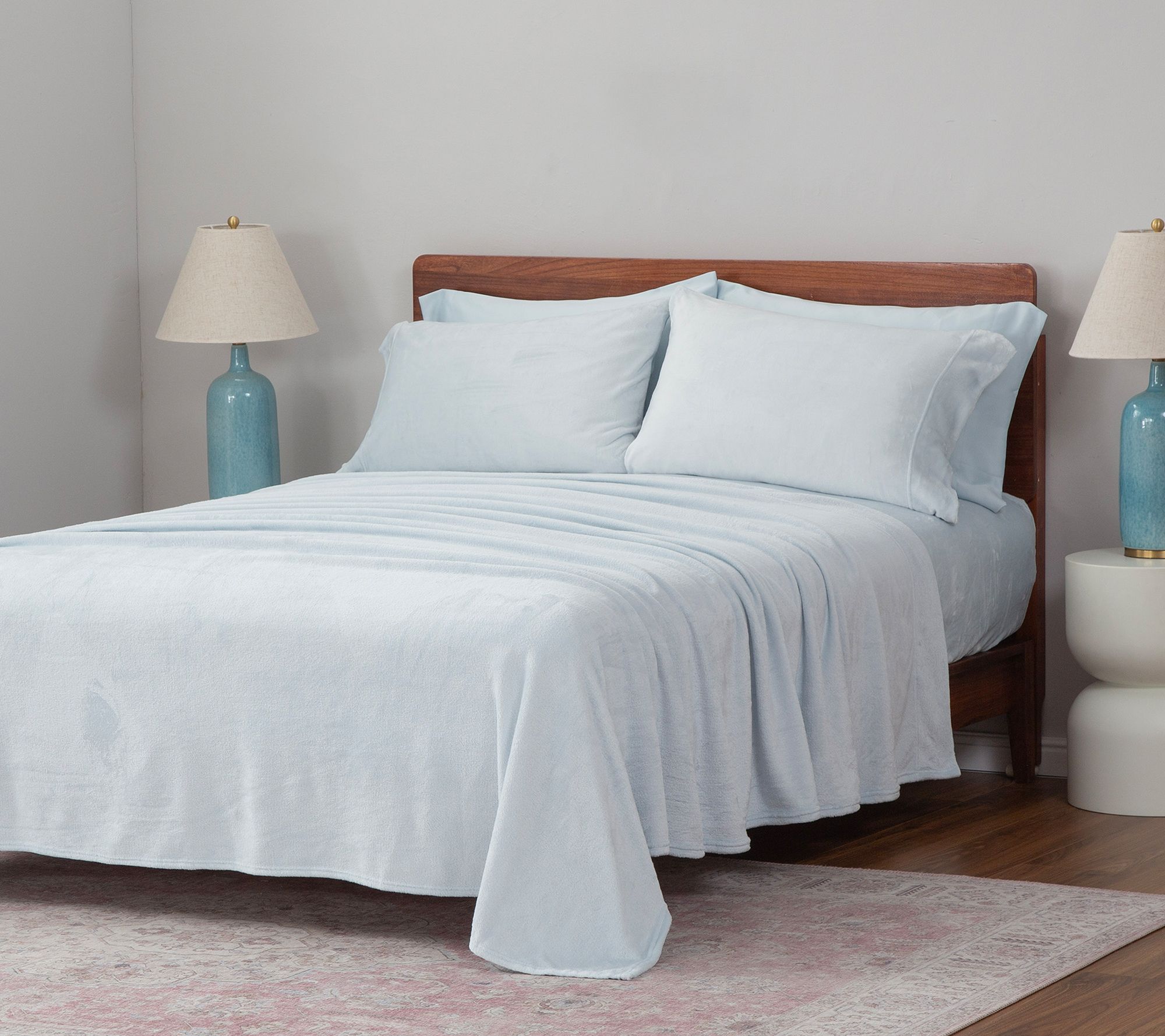Berkshire Velvetsoft Sheet Set with Extra Satin Cases- Cal King