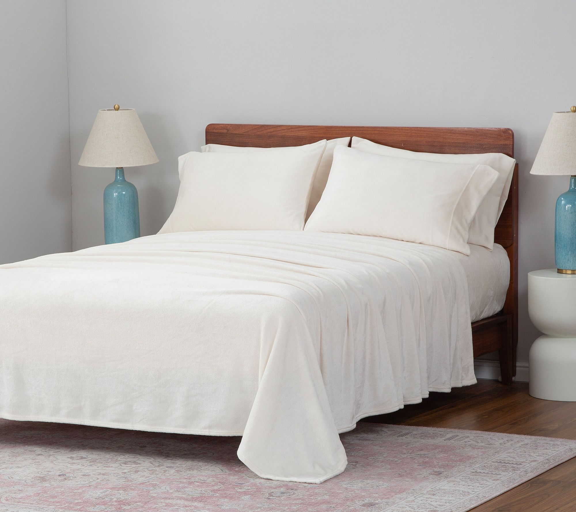 Berkshire Velvetsoft Sheet Set with Extra Satin Cases- Cal King