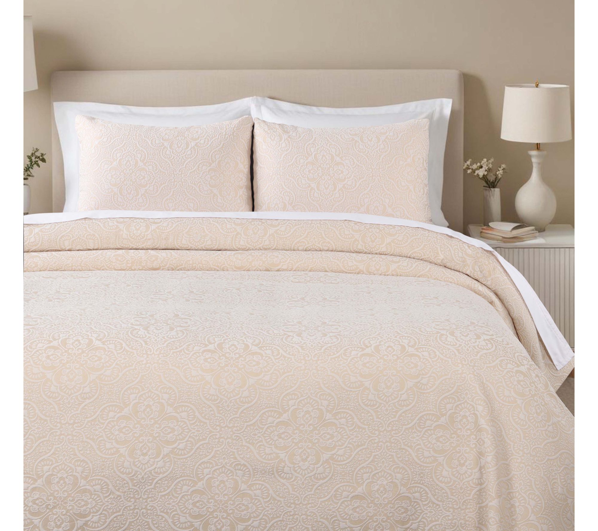 Superior Enzy Floral Matelasse Bedspread & ShamSet, Call King