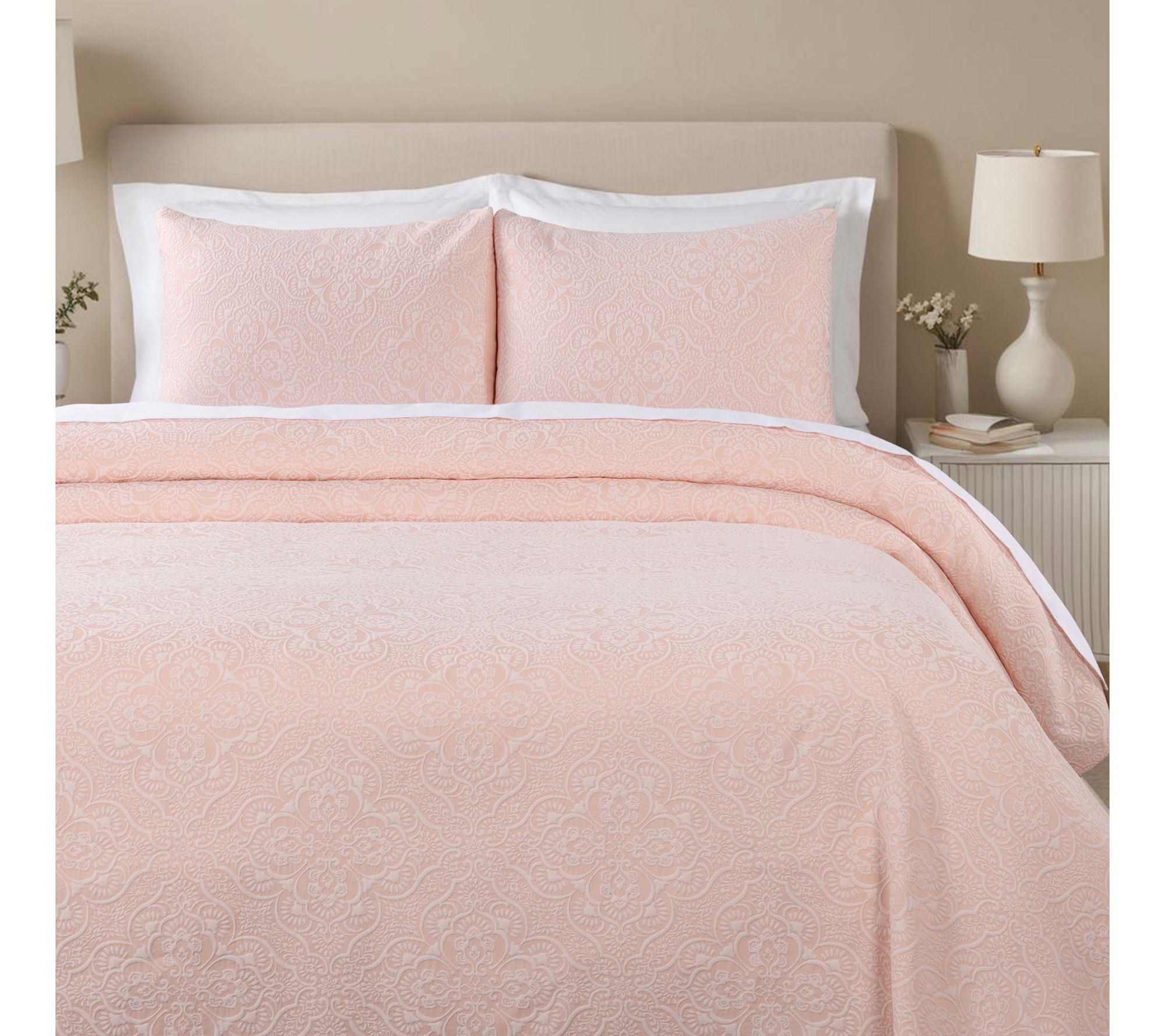 Superior Enzy Floral Matelasse Bedspread & ShamSet, Call King