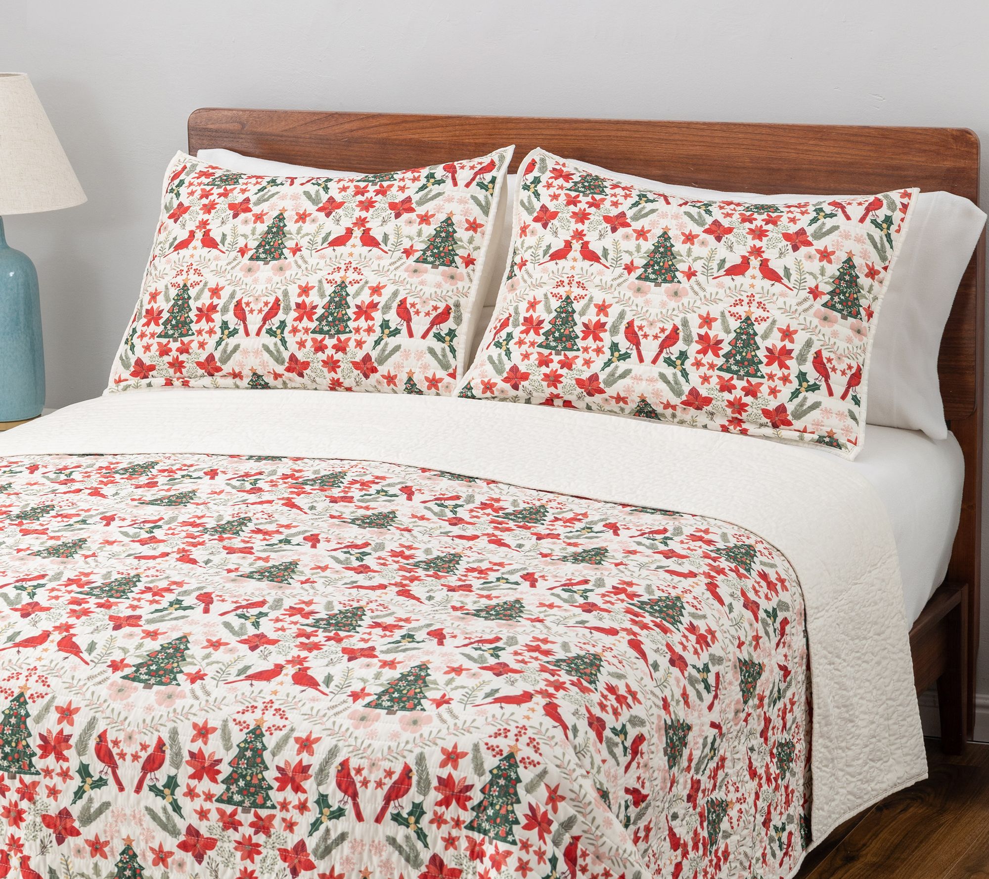 "As Is" Berkshire Artist Series Coverlet & Sham Set -Queen