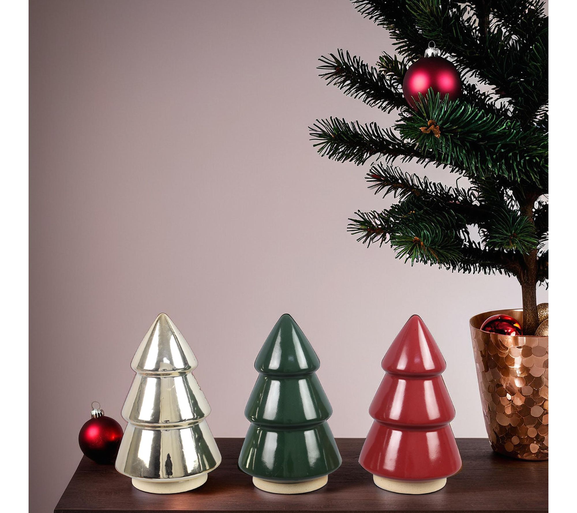 Young's Stoneware Christmas Tree in Gloss Glaze, Set of 3