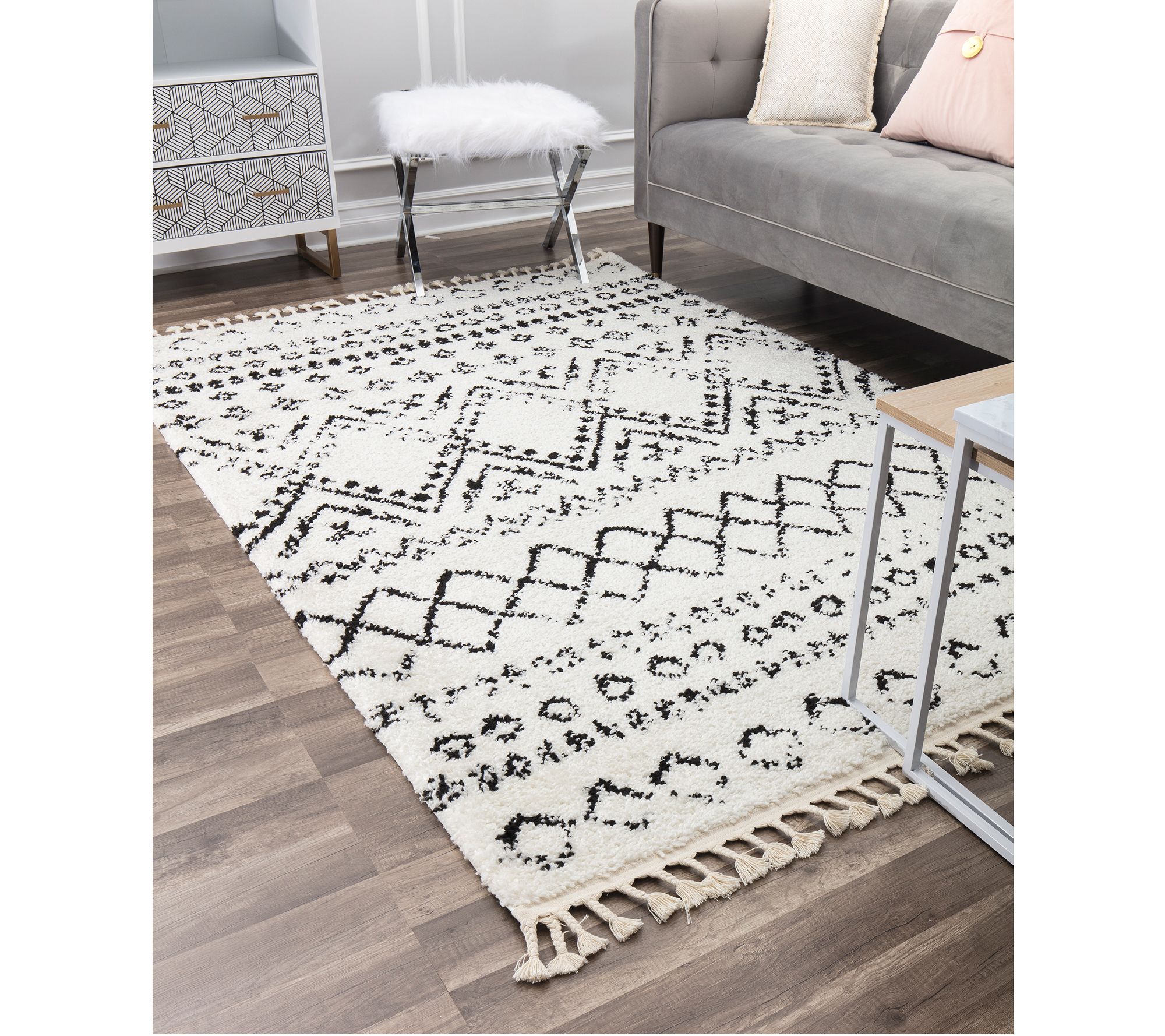CosmoLiving Moon MS10 Tribal Moroccan 5' x 7' Area Rug
