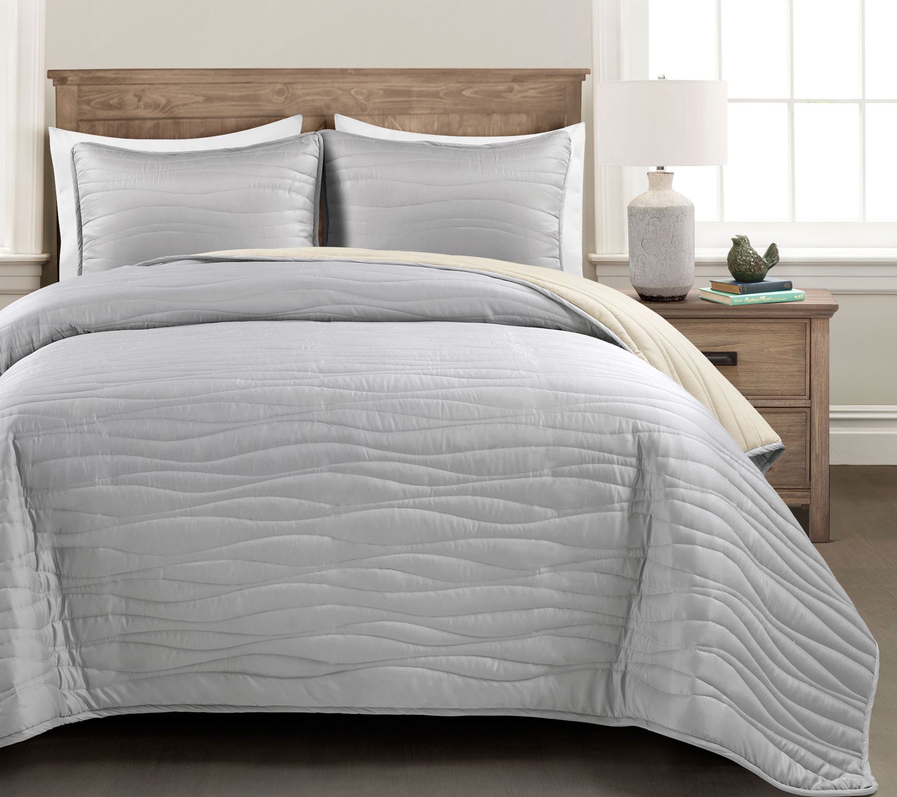 Lush Décor 3pc King Ella Ruffle Duvet Bedding Set White