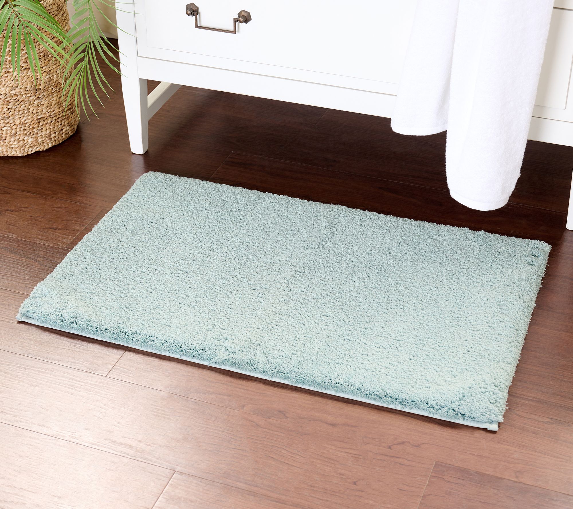 Home Reflections Plush Bathmat