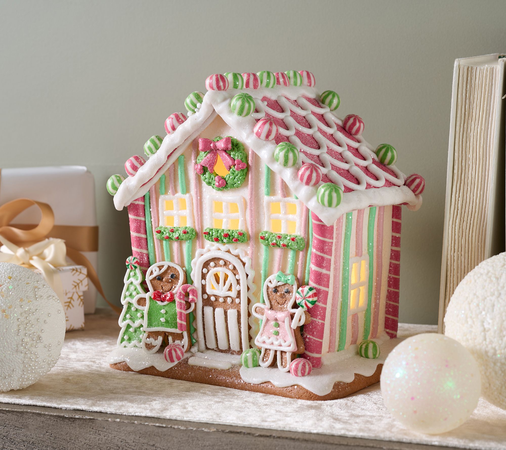 ShWk 8/4 Lit Peppermint Gingerbread Cottage by Valerie