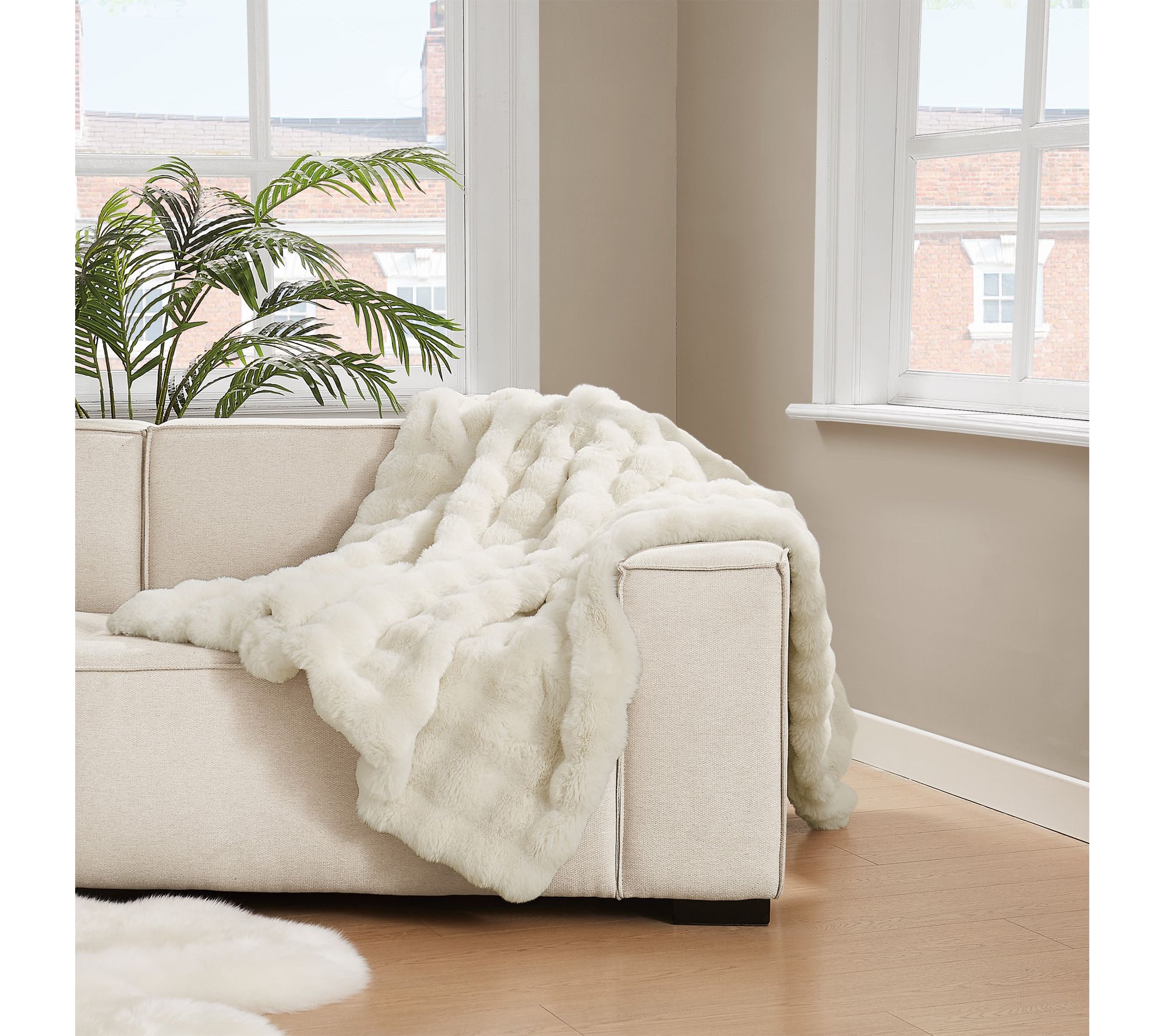 Brooklyn Loom Bubble Rabbit Faux Fur 50x70 Throw