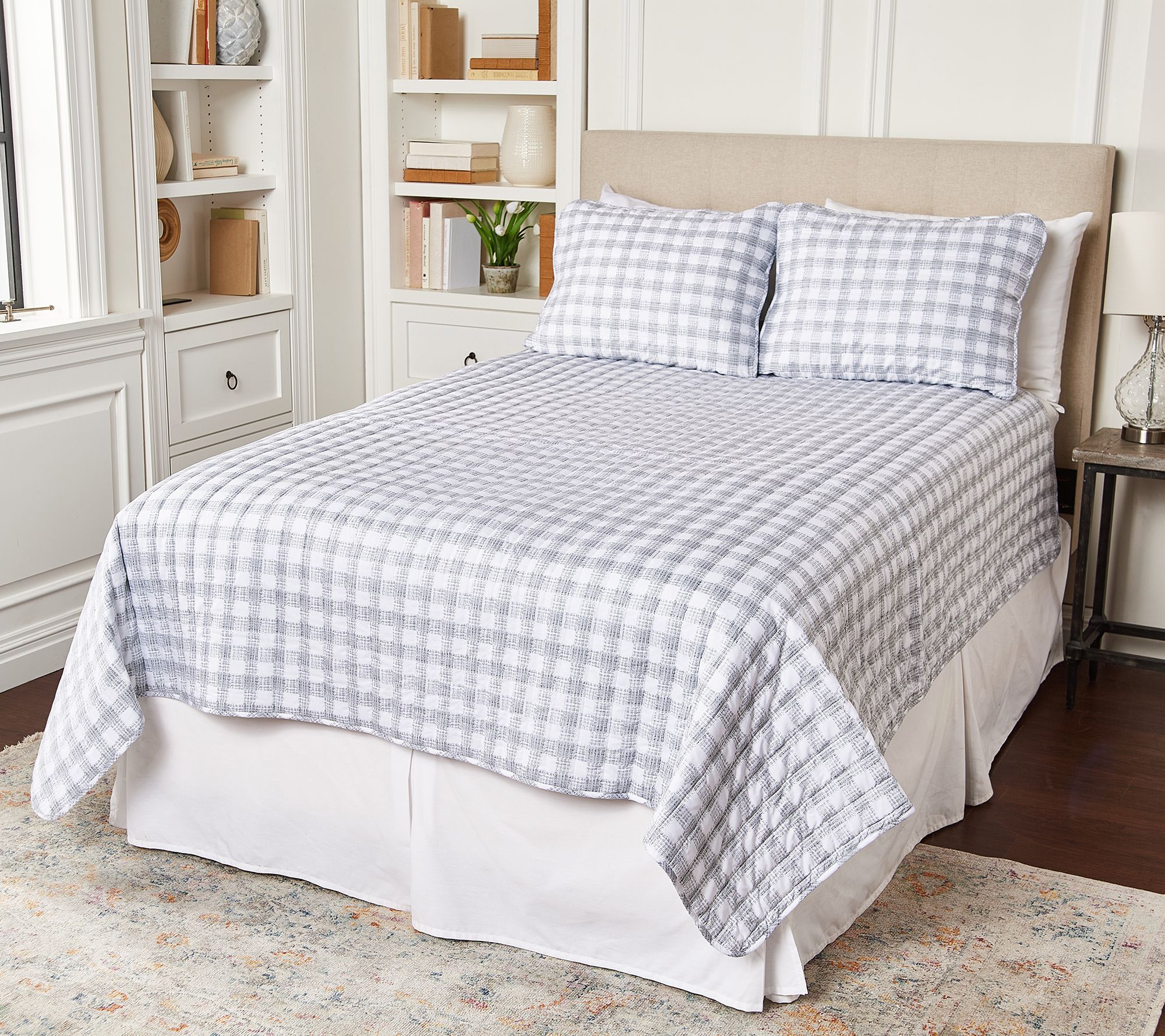 Home Reflections Cotton Bloom Gingham Quilt Set - Qn