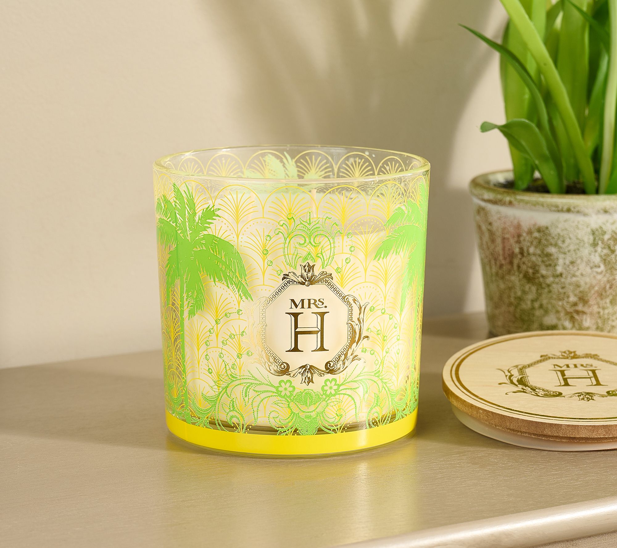 Mrs.H 22oz Mustique Coconut Glass Candle with Wooden Lid