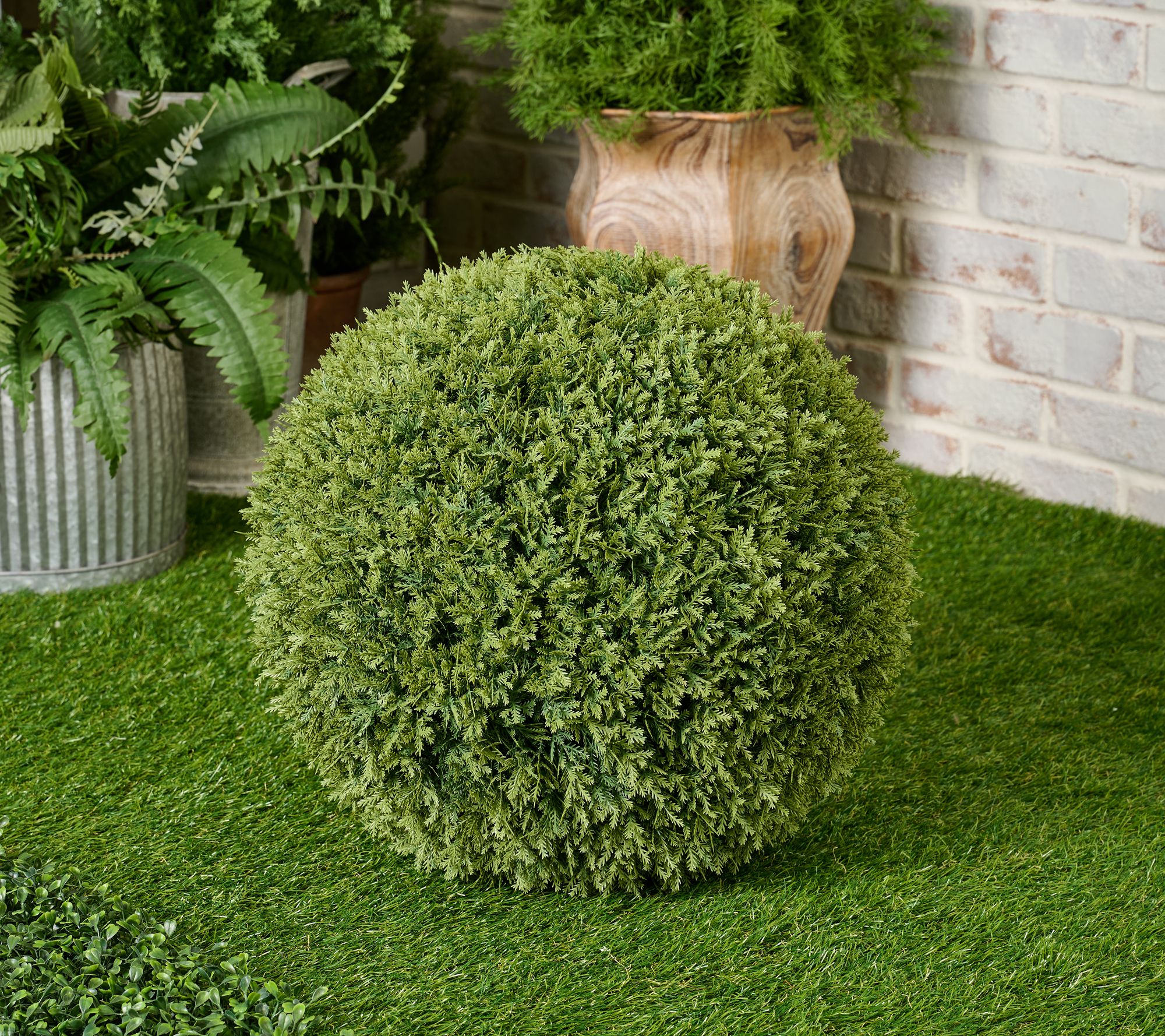 Wicker Park Oversized Indoor/Outdoor Faux Floral Sphere