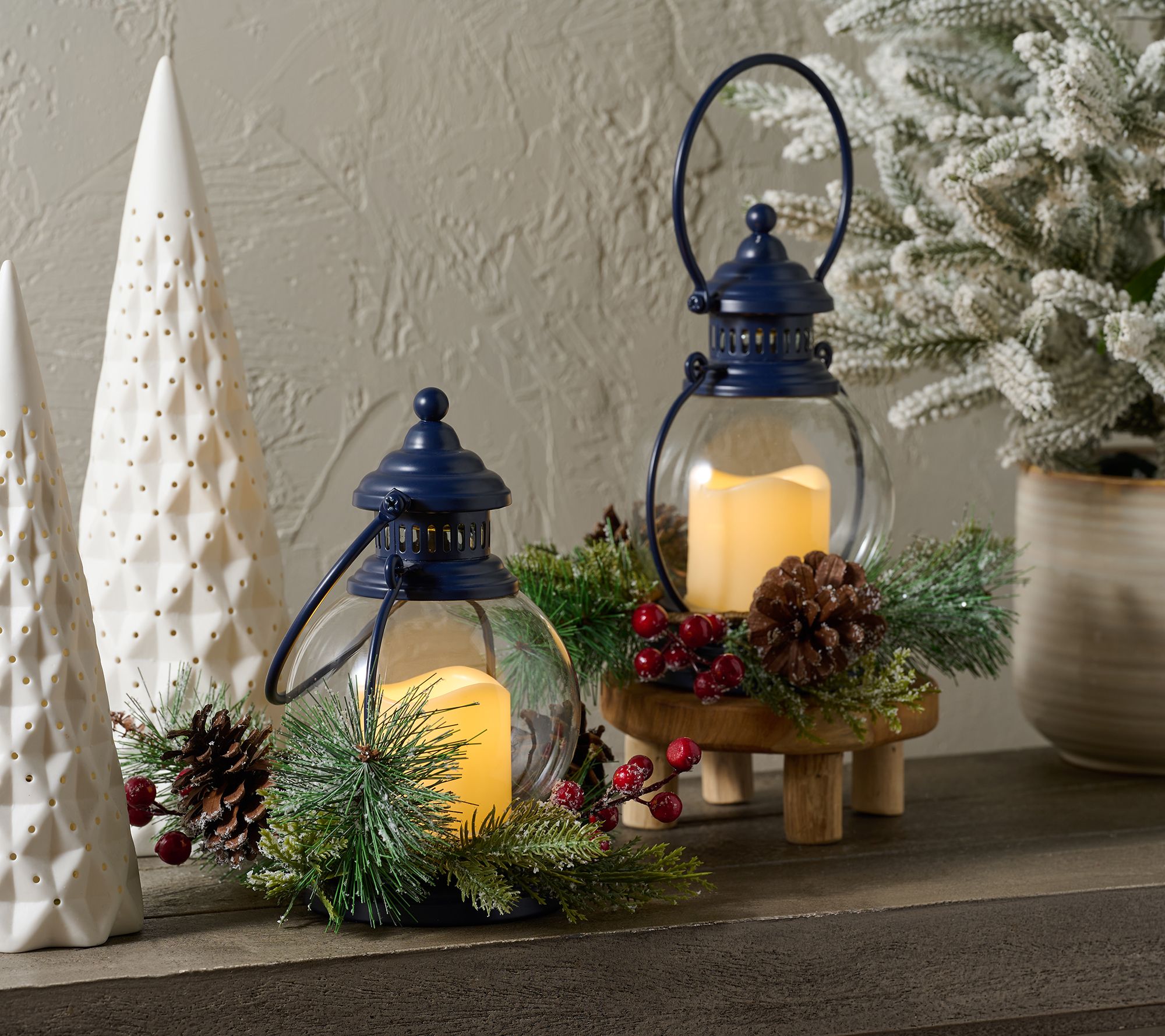 "As Is" Home Reflections Indoor/Outdoor S/2 8" Hanging Lanterns