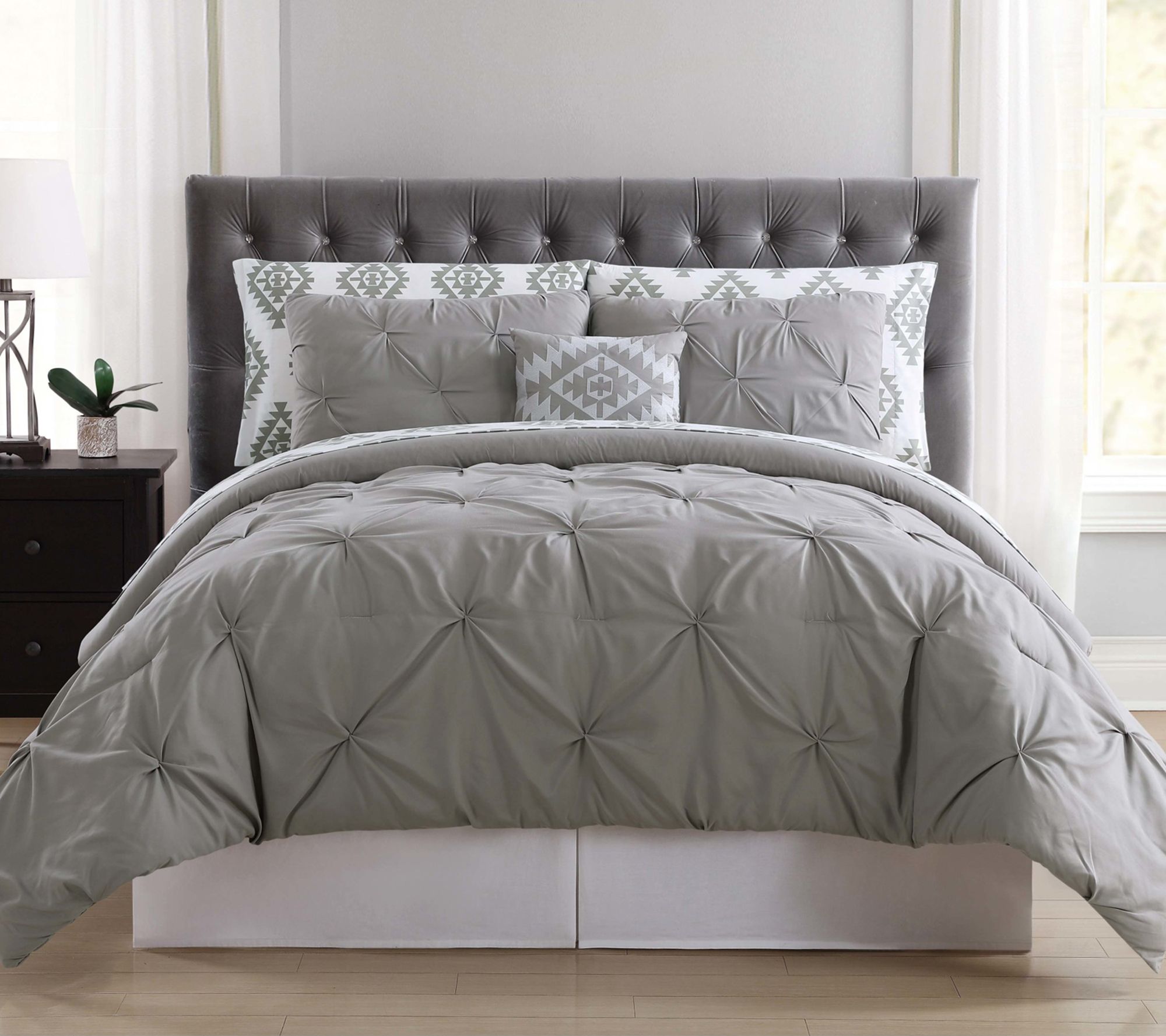 Truly Soft Pueblo Pleated Full Bed in a Bag