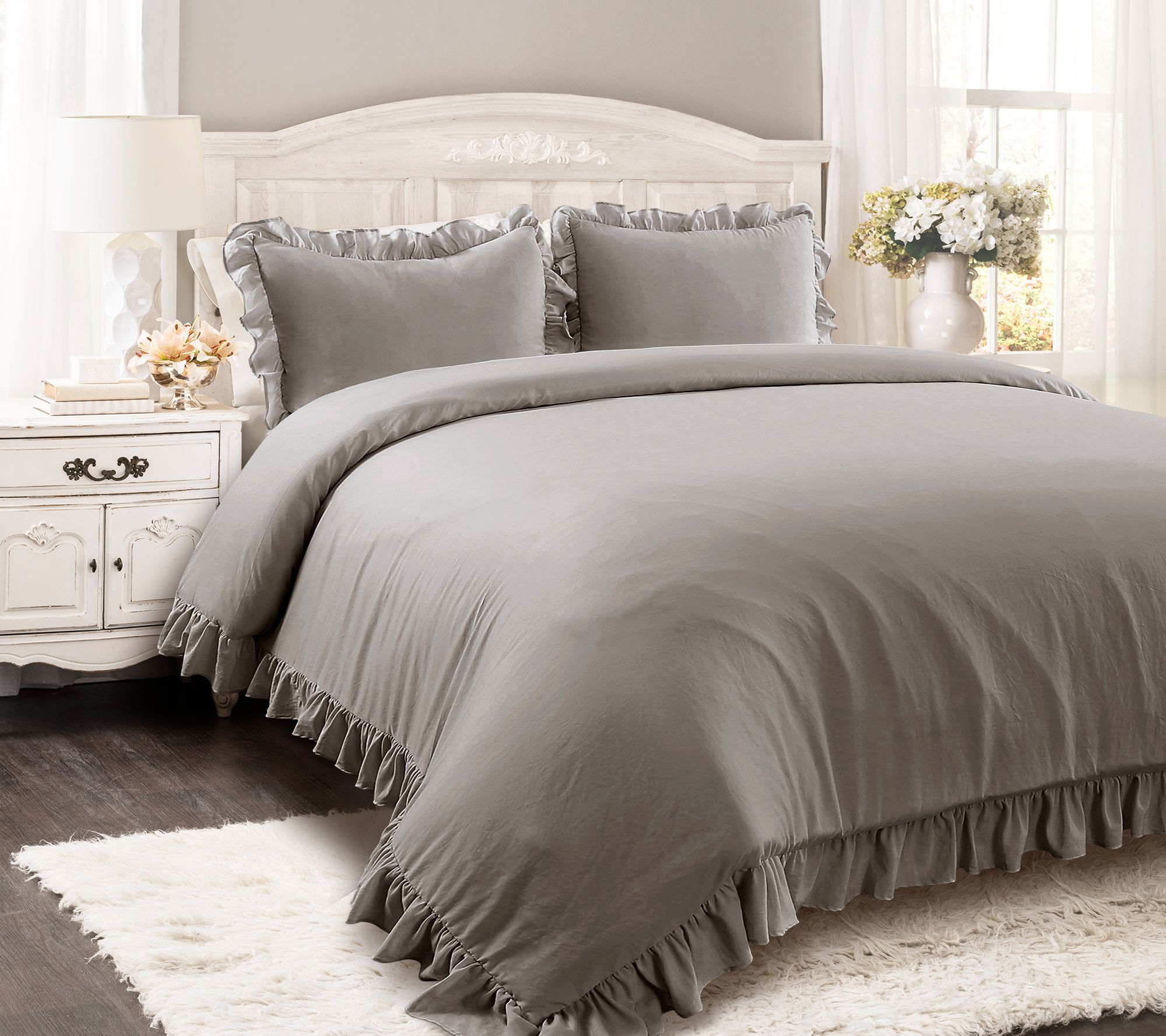 Reyna 3-Piece Full/Queen Comforter Set by L ushDecor