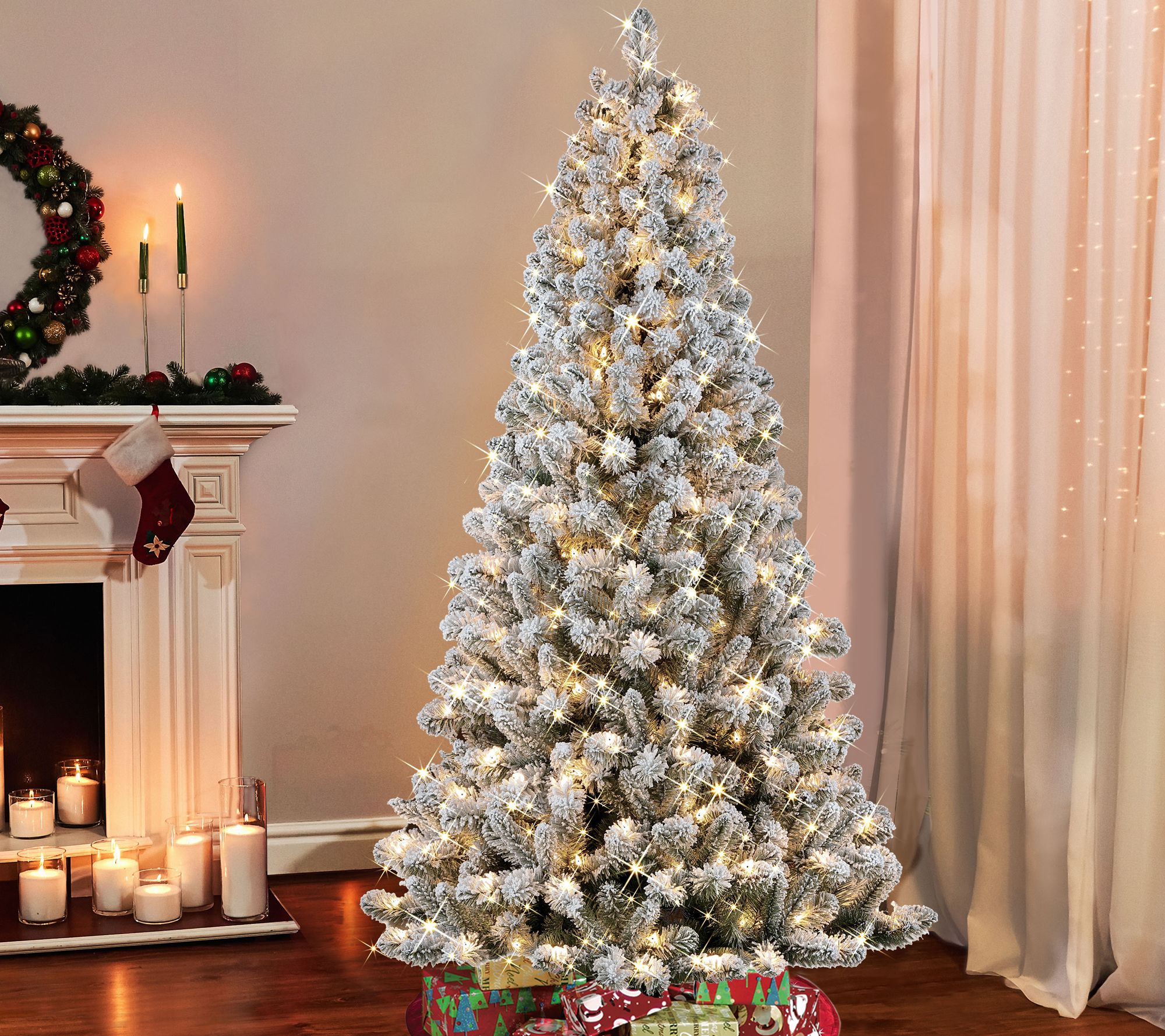 6.5' Prelit Flocked Vermont Christmas Tree 300Clear Lights
