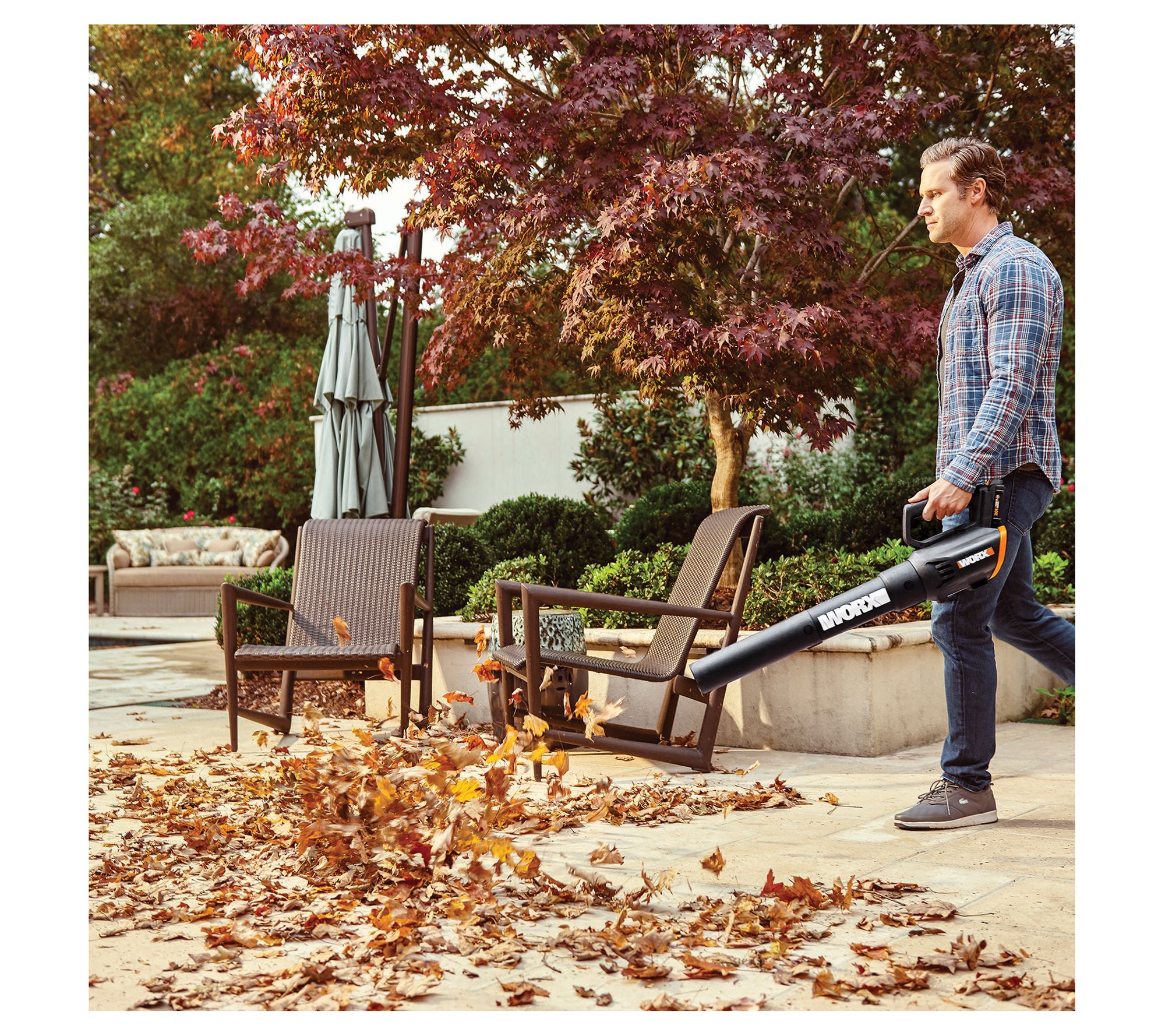 Worx 20V Power Share Turbine Cordless 2-Speed Leaf Blower WG547