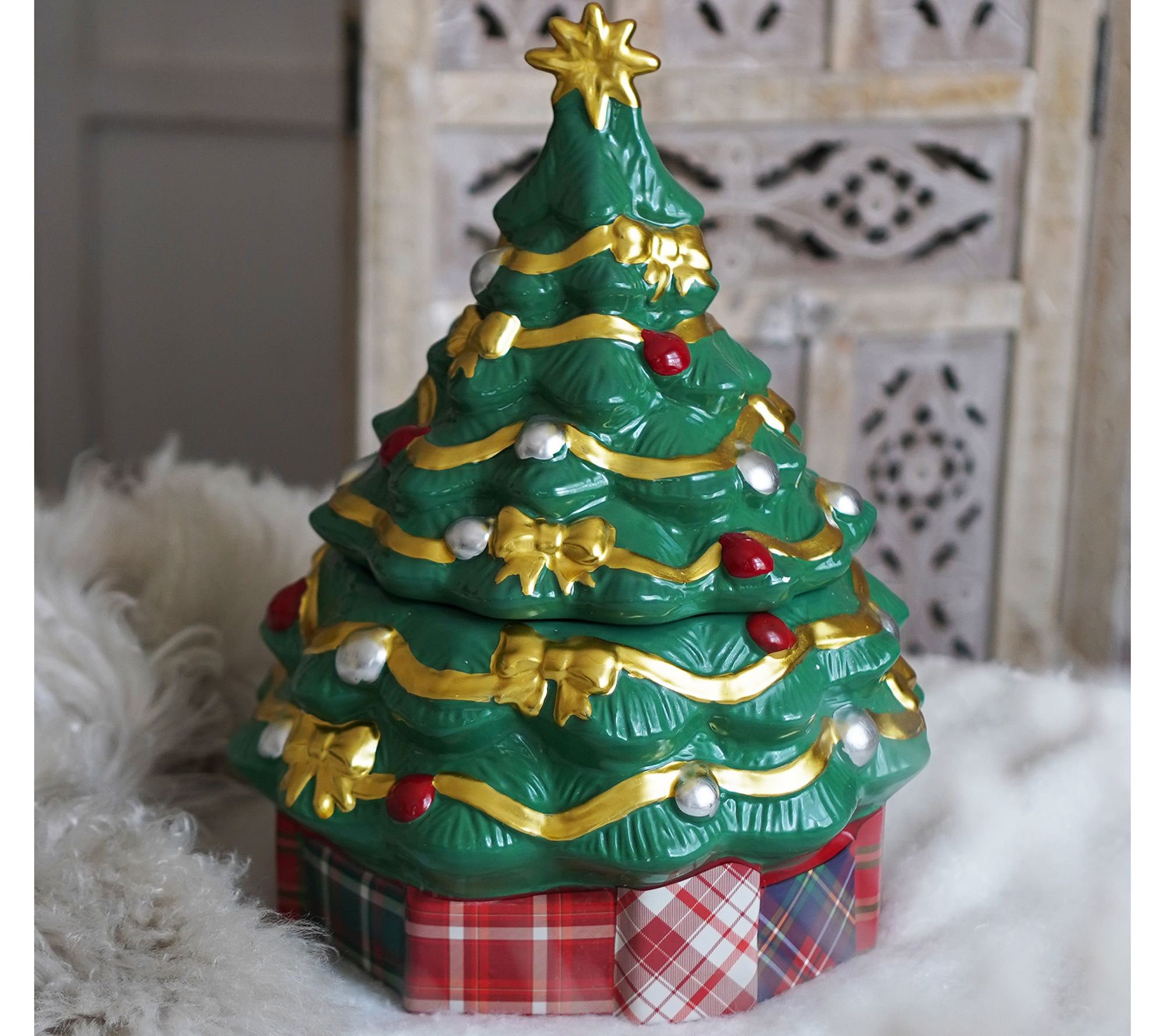 HomeWorx by Slatkin + Co. 38oz Ceramic Holiday Tree Candle HomeWorx by Slatkin + Co. 38oz Ceramic Holiday Tree Candle