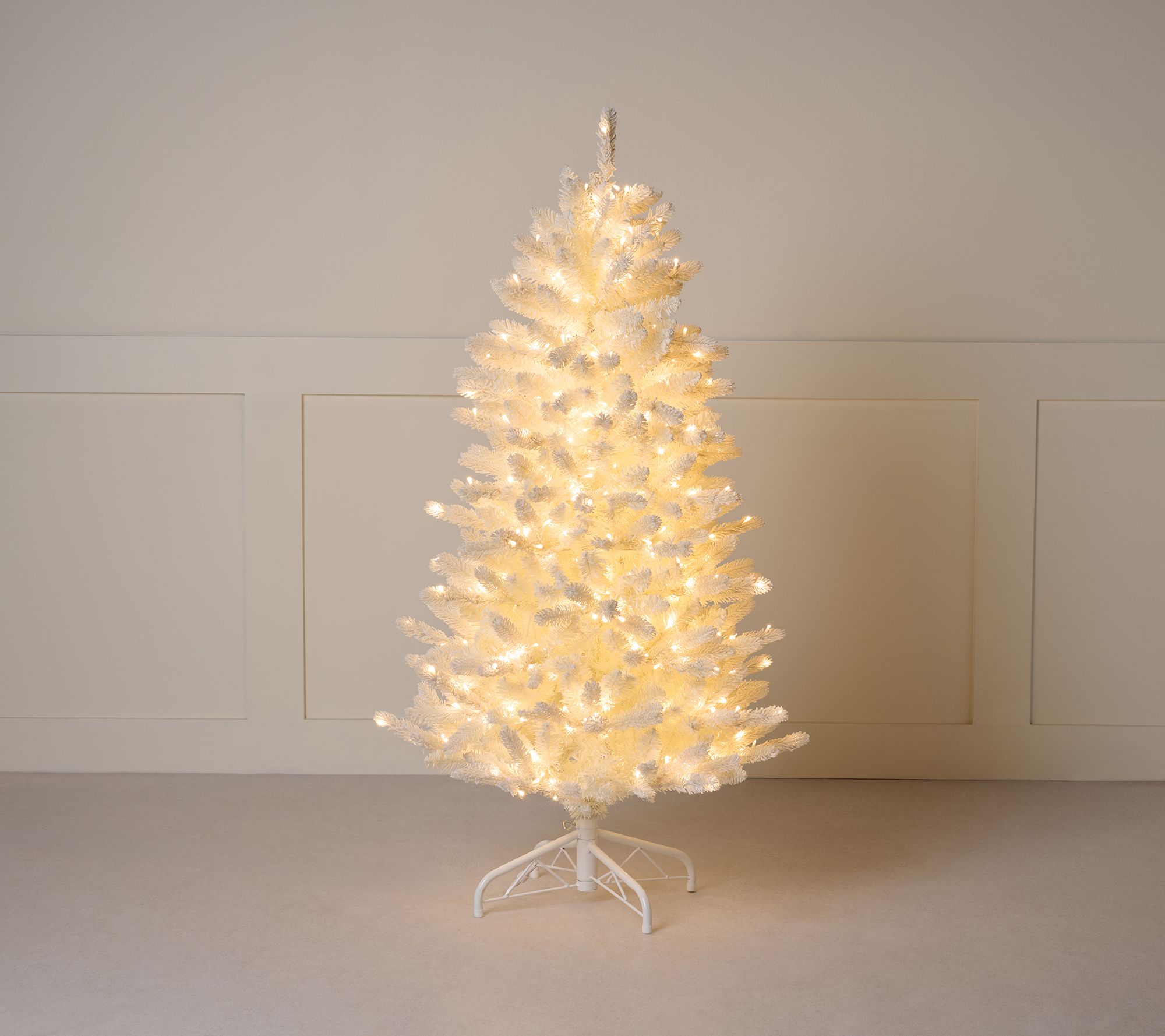 Bethlehem Lights 5' White Flocked Tree with Color Flip LEDs