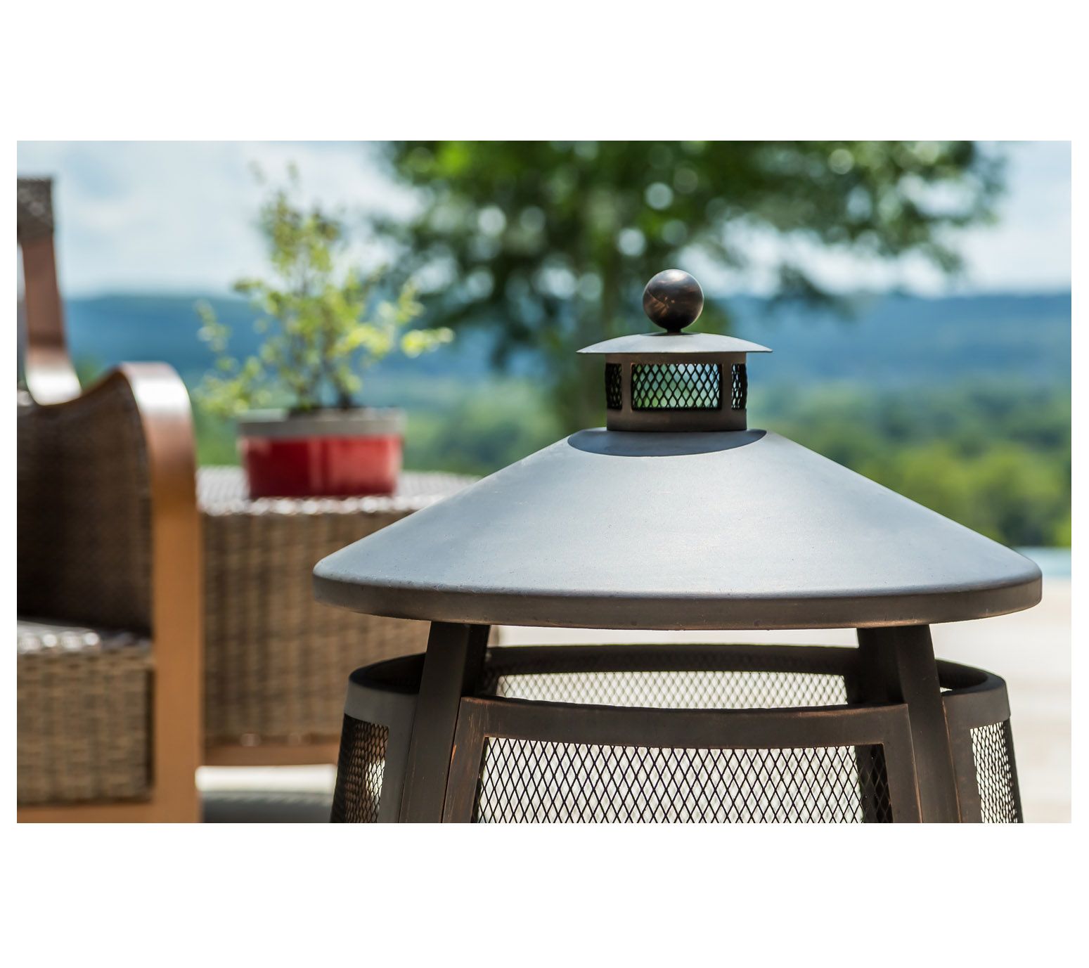 Evergreen Tall Firepit with Chimney