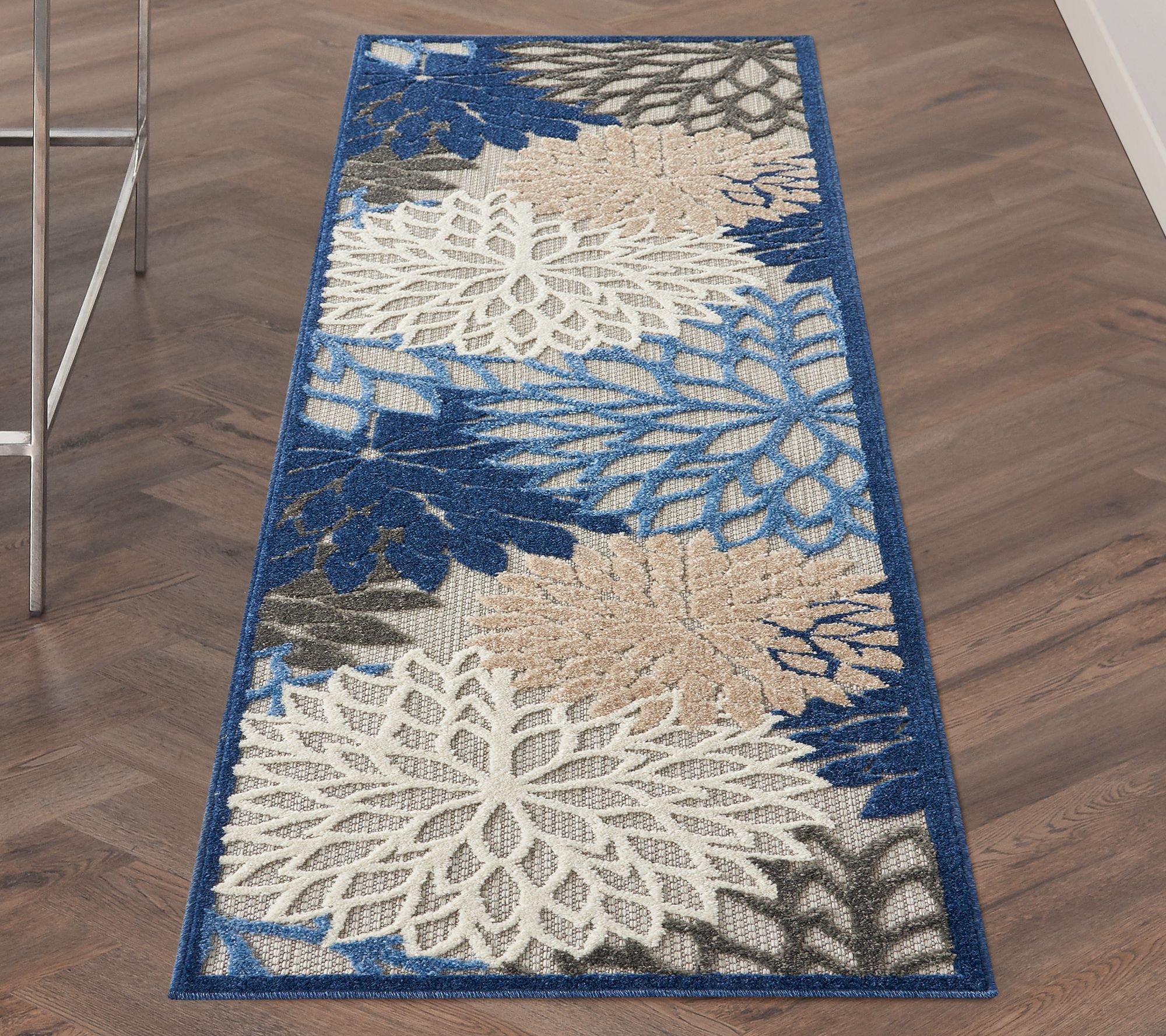 Nourison Aloha Tropical 2' x 6' Rug