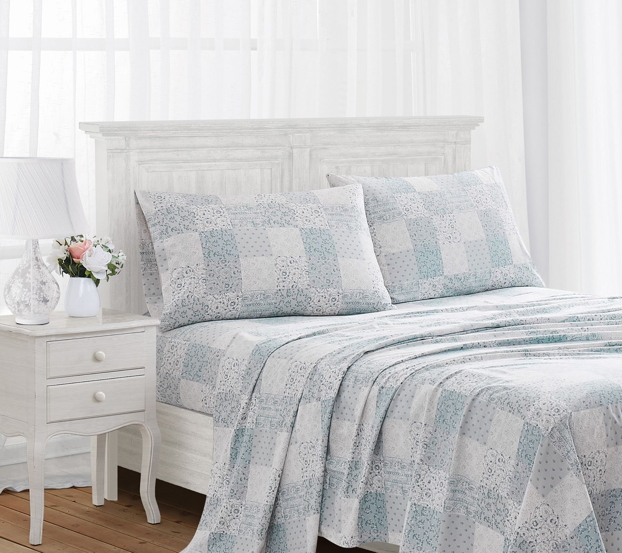 The Farmhouse by Rachel Ashwell Bohemian Rhapsody Queen Sheet