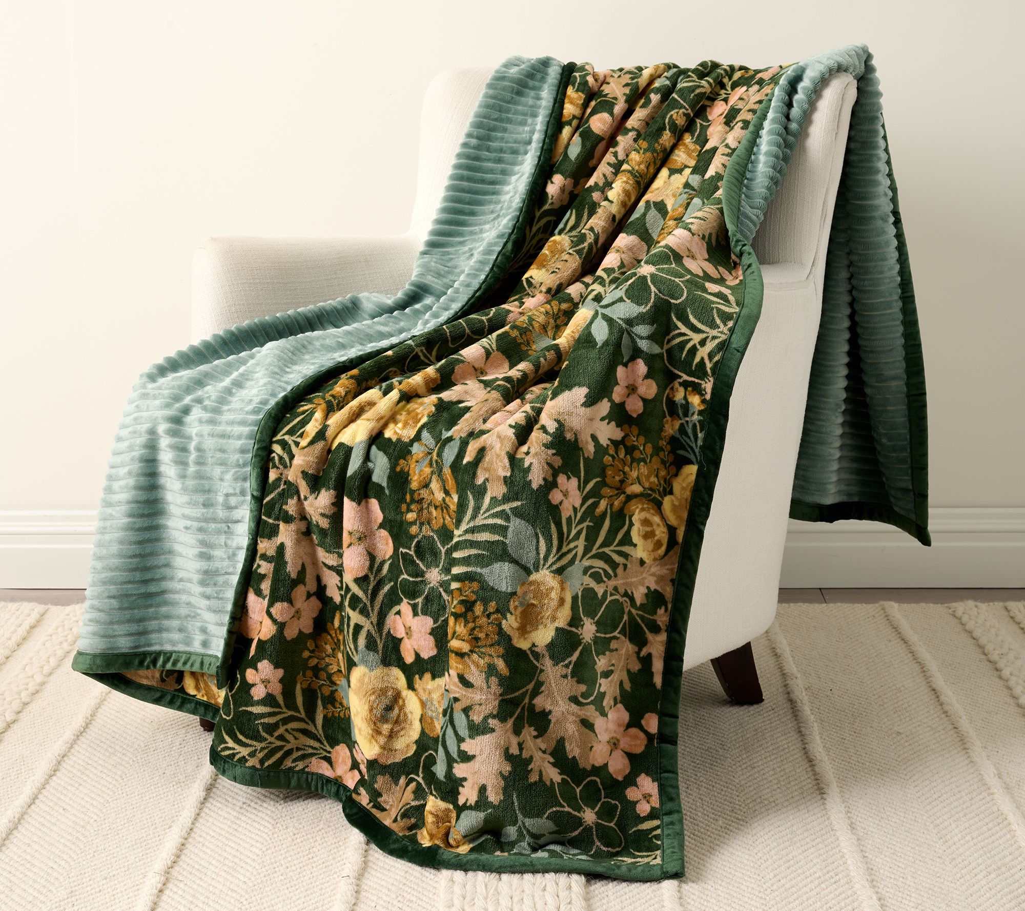 Home Reflections 60x80 Reversible Rib Harvest Printed