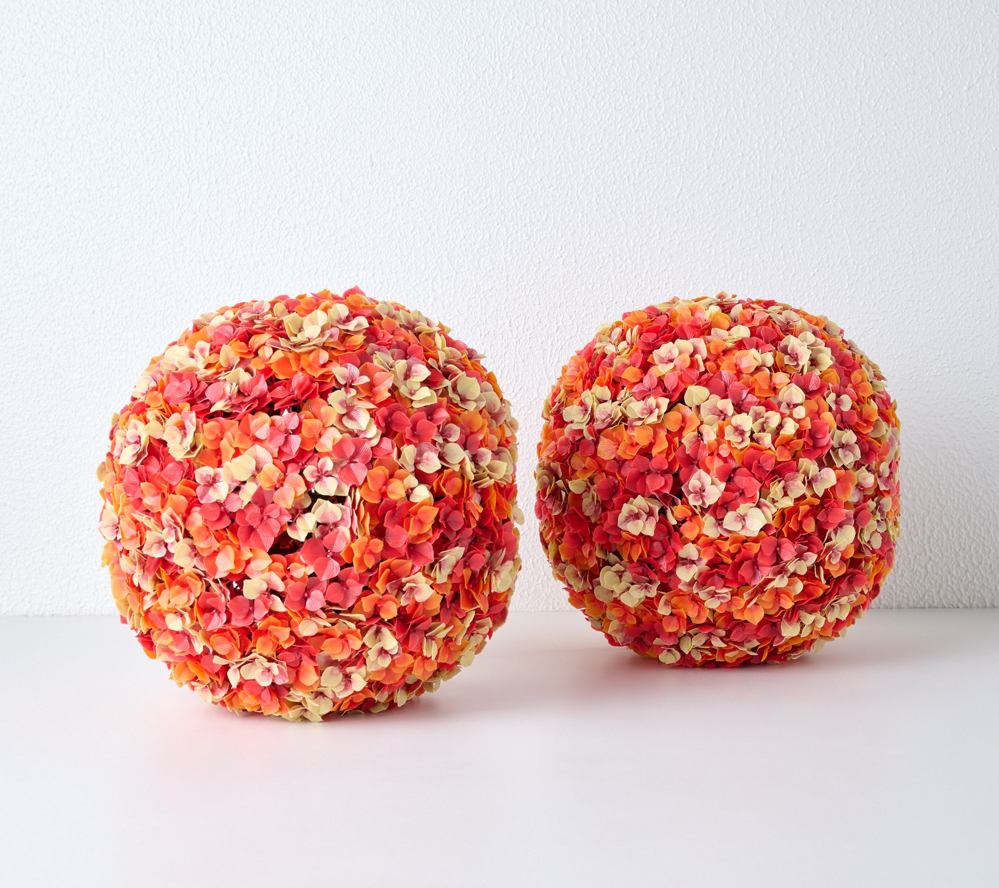 "As Is" Wicker Park S/2 14" In/Outdoor Faux Hydrangea Spheres