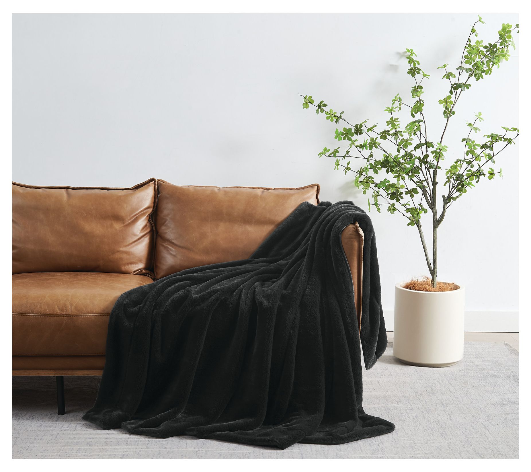 Royal Velvet Luxe Faux Rabbit Fur 60x70 Throw in Gift Box