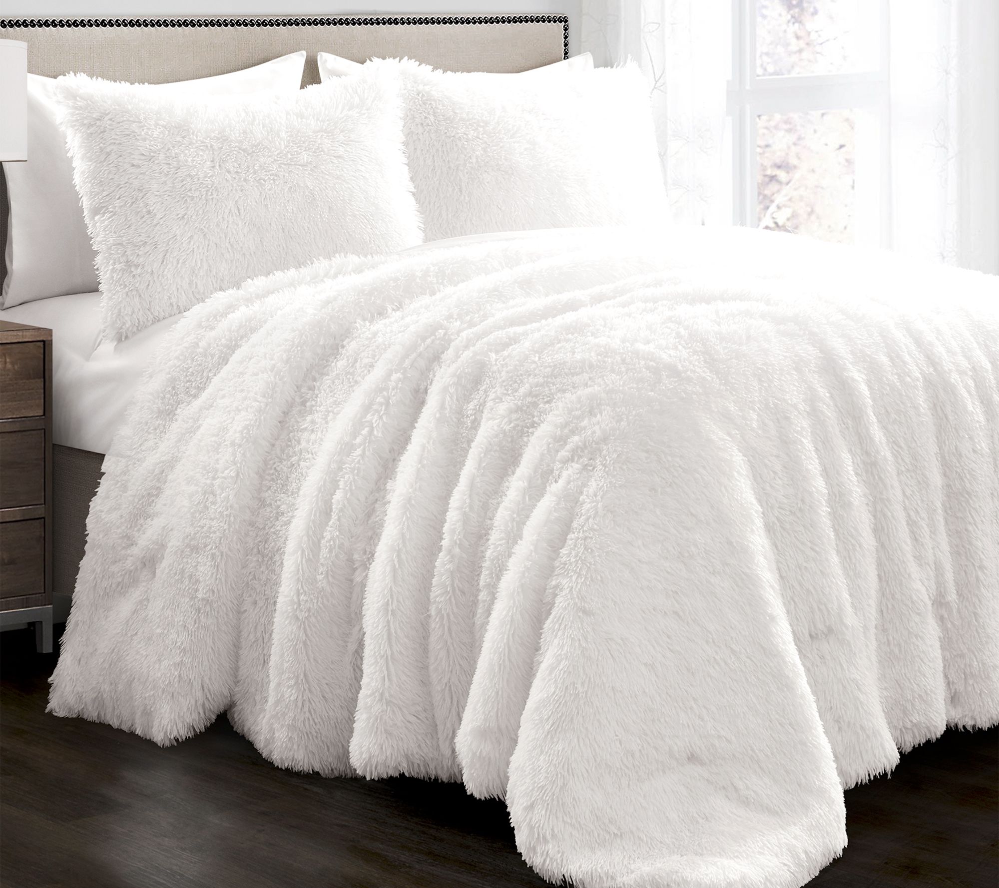 Emma Faux Fur Comforter Full/Queen 3-pc Set by Lush Decor