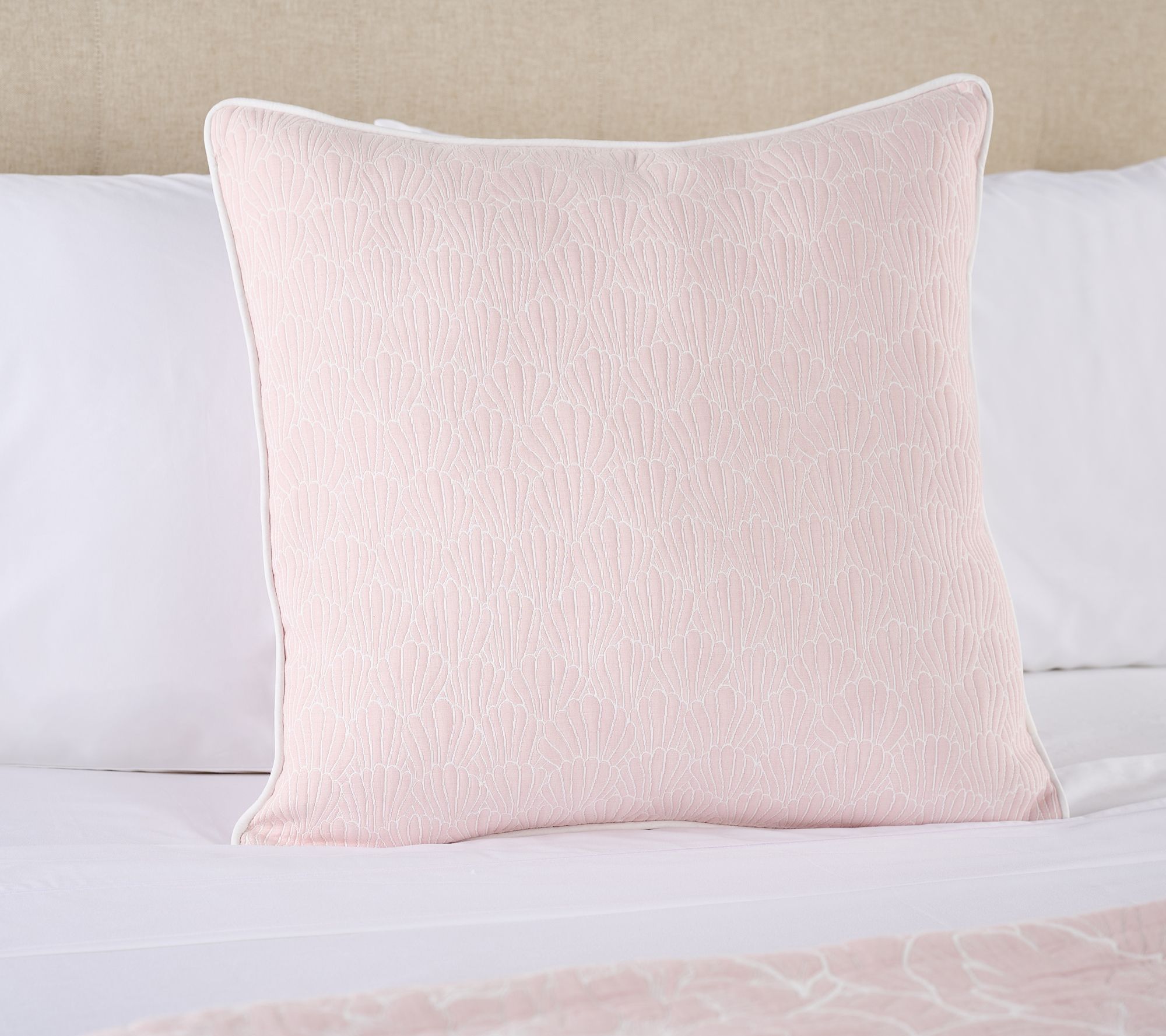 Northern Nights Matelasse 20 x 20 Decorative Pillow