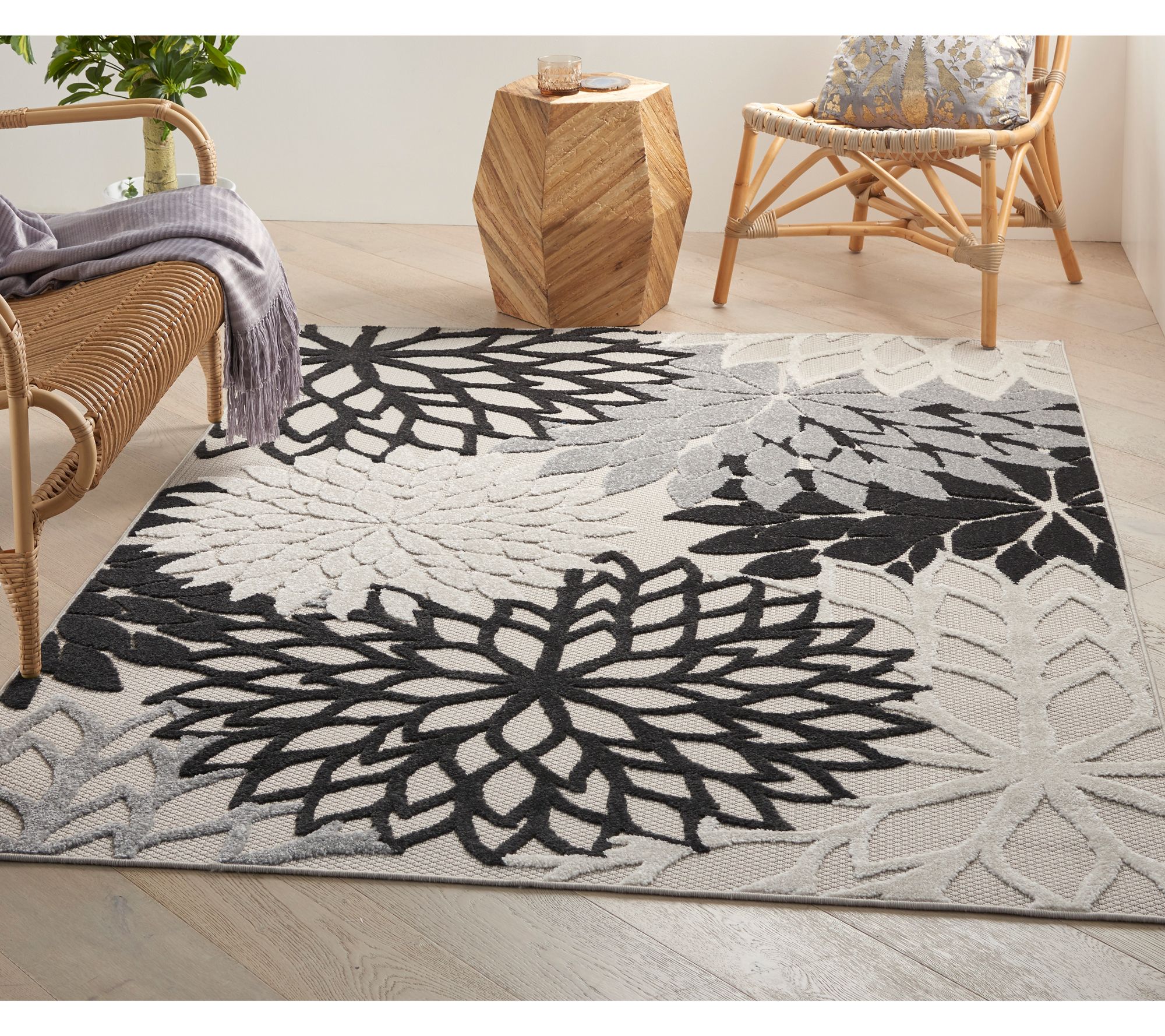Nourison Aloha Tropical 6' x 9' Rug