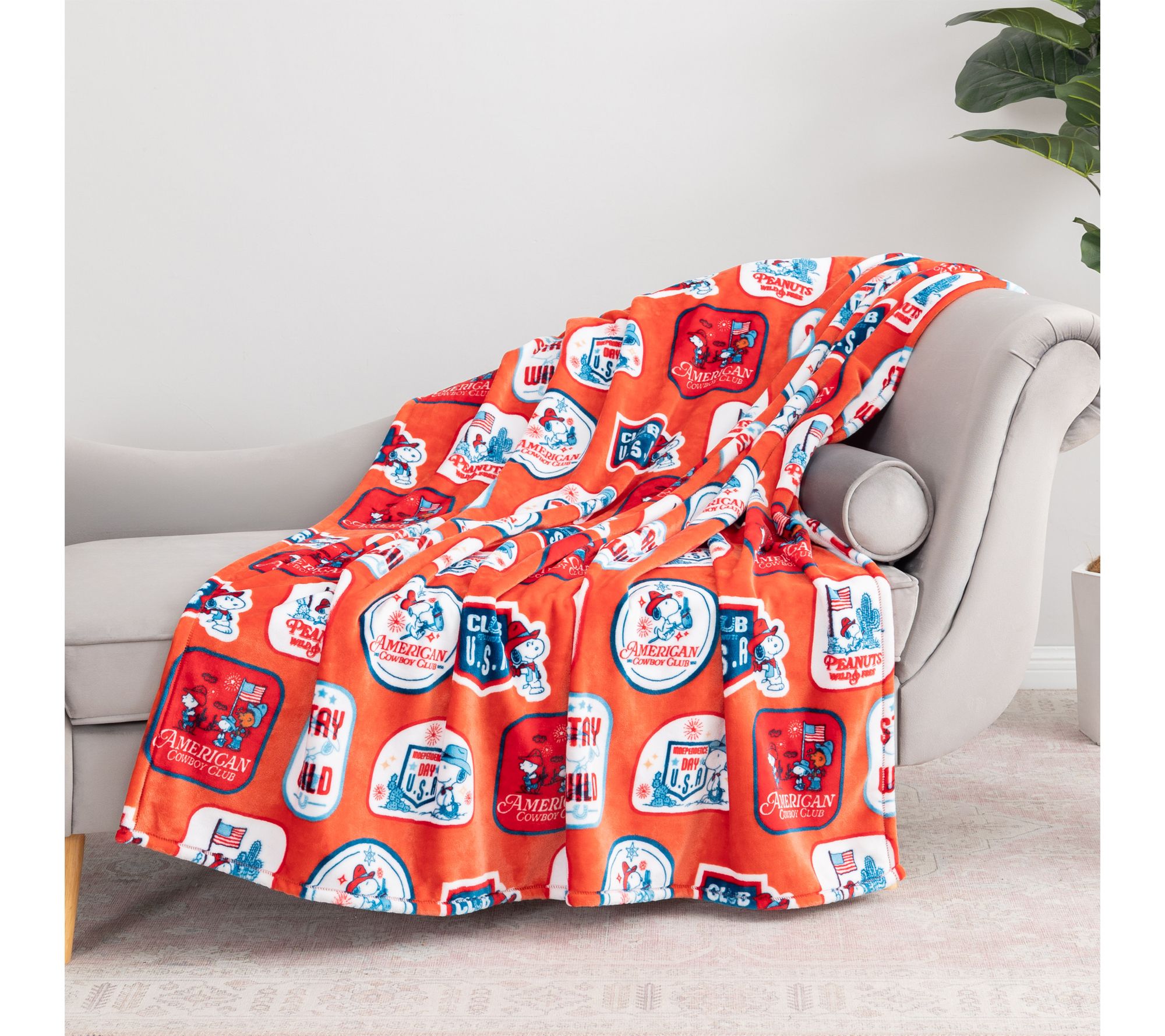 "As Is" Berkshire Peanuts Americana 55x70 VelvetsoftThrow