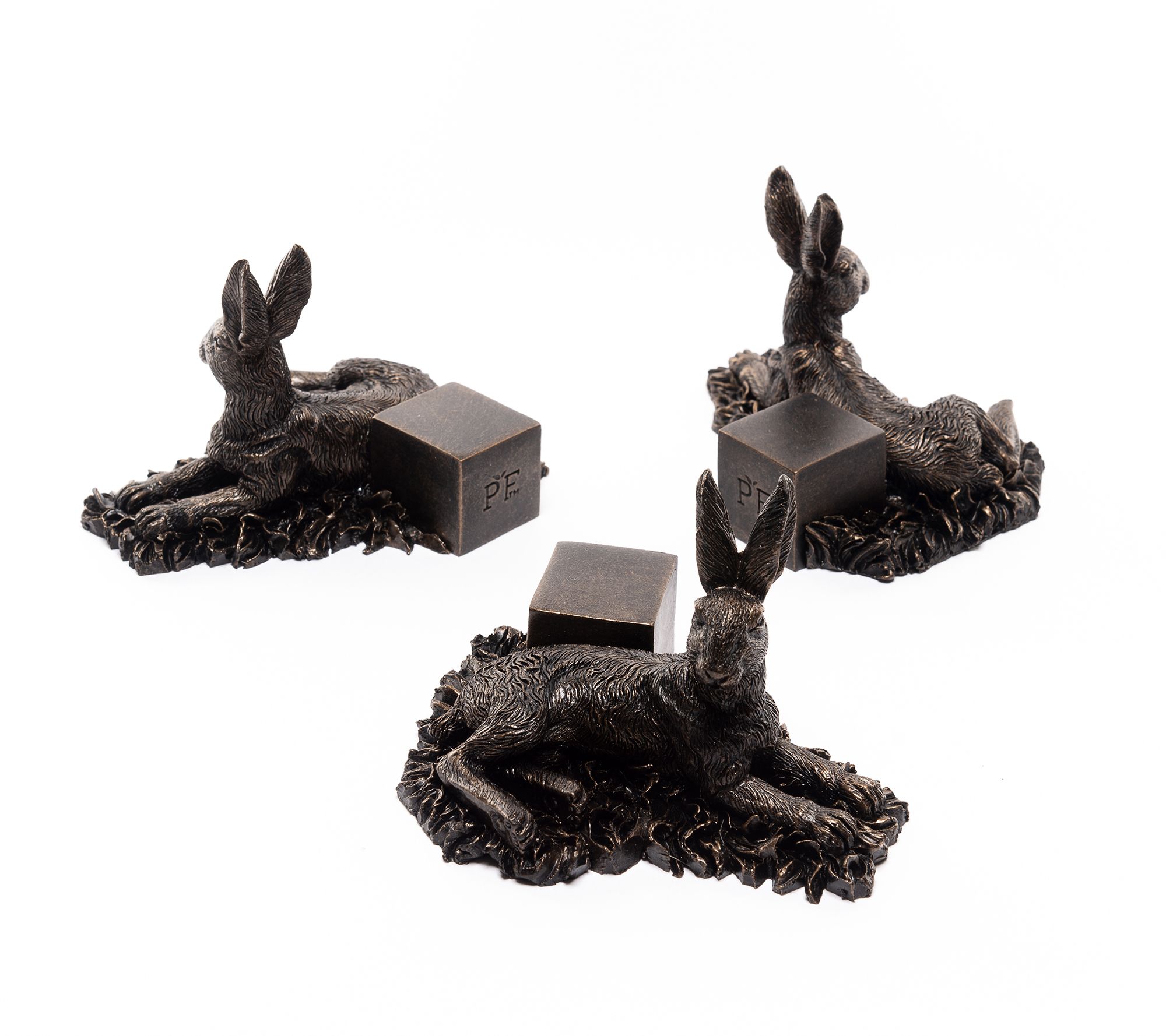 Jardinopia Potty Feet Antiqued Bronze Resting H are - Set of 3