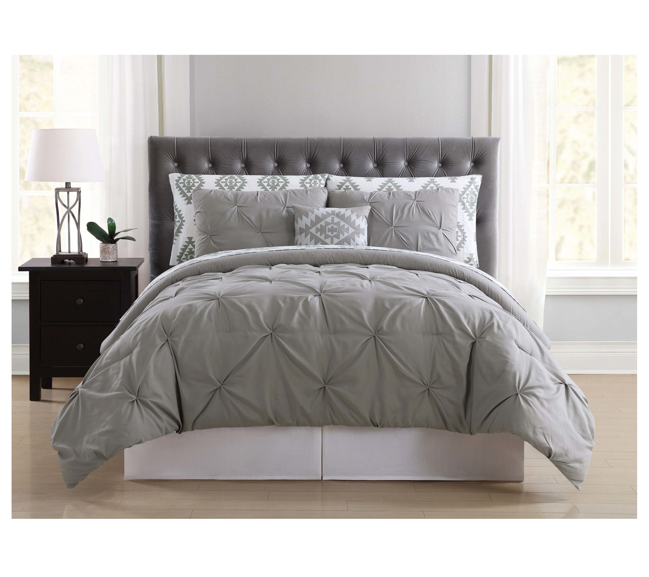 Truly Soft Pueblo Pleated Queen Bed in a Bag