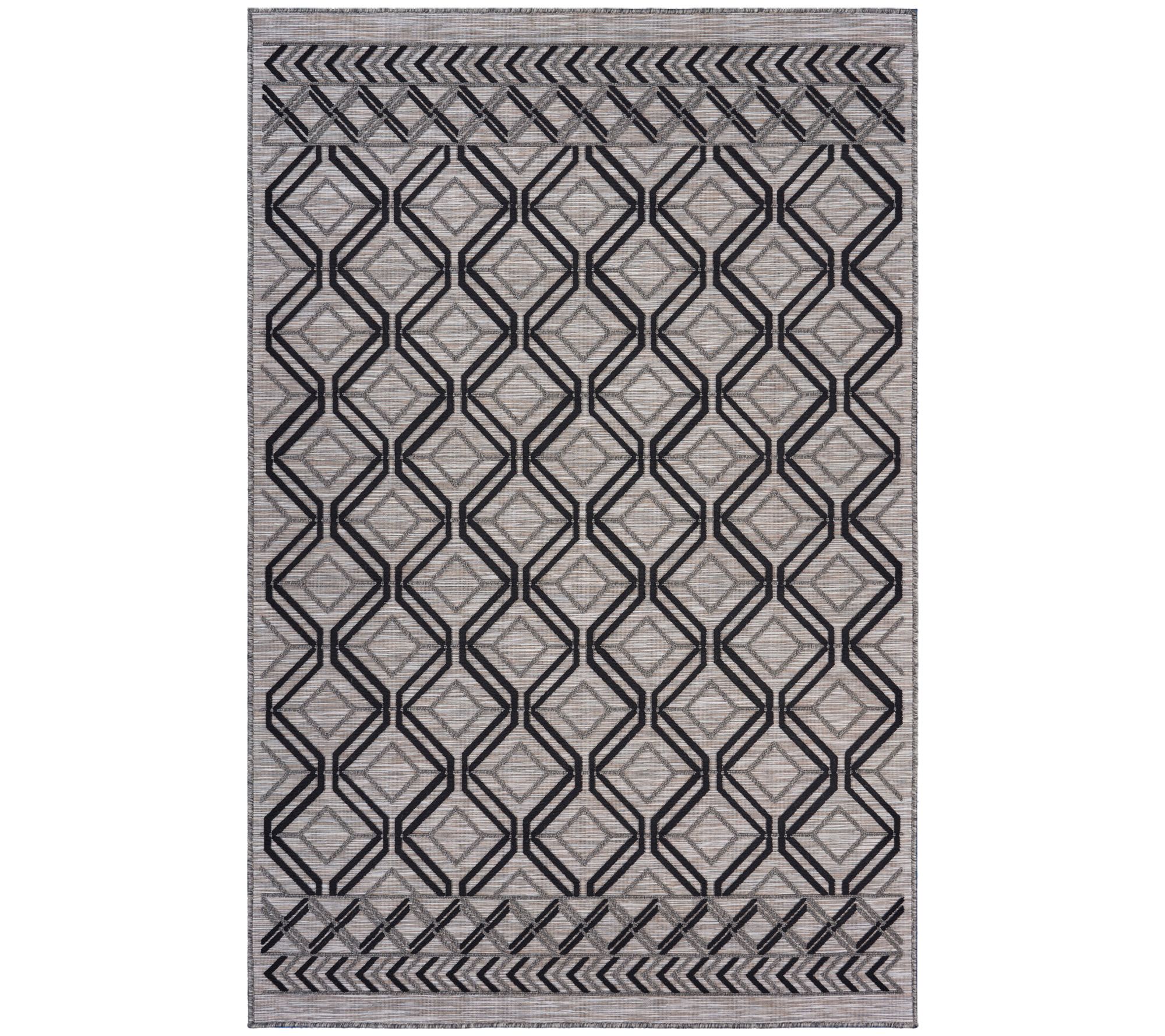 5' x 7' Diamond Ikat Outdoor Rug Black - Threshold™