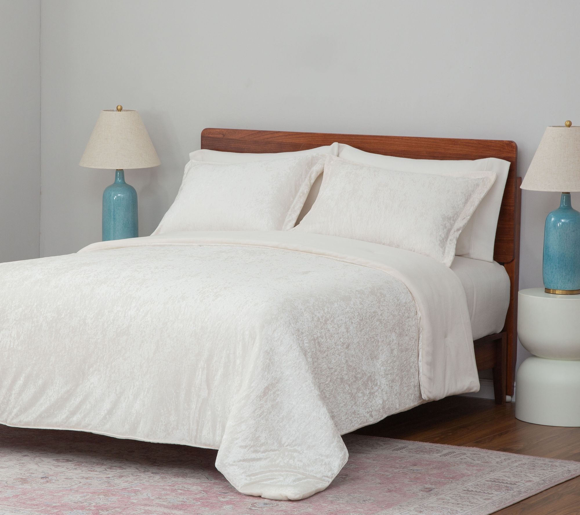 Berkshire Crushed Velvet Coverlet & Shams Set- Queen