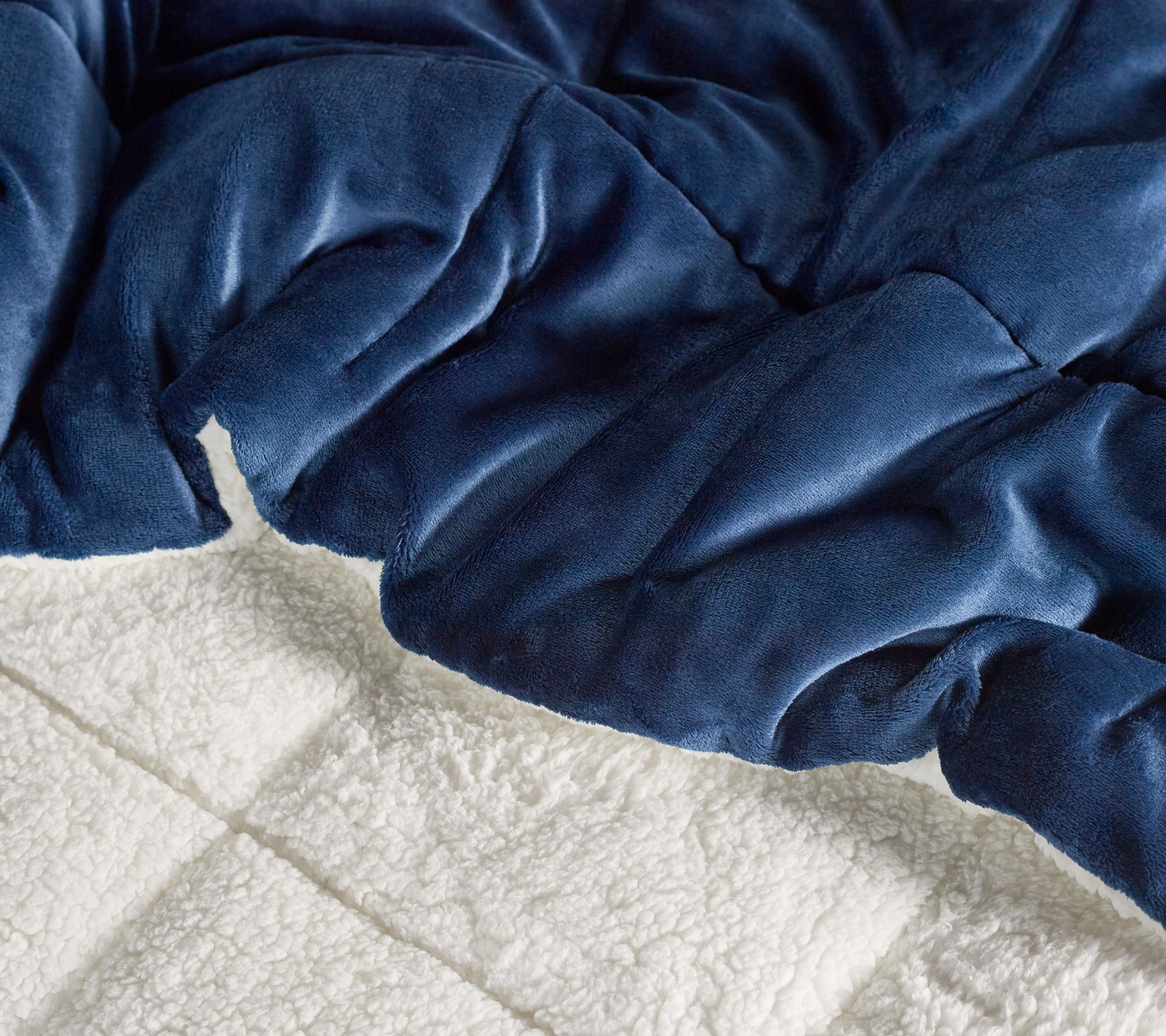 Berkshire Velvet Soft and Sherpa Comforter Set Full