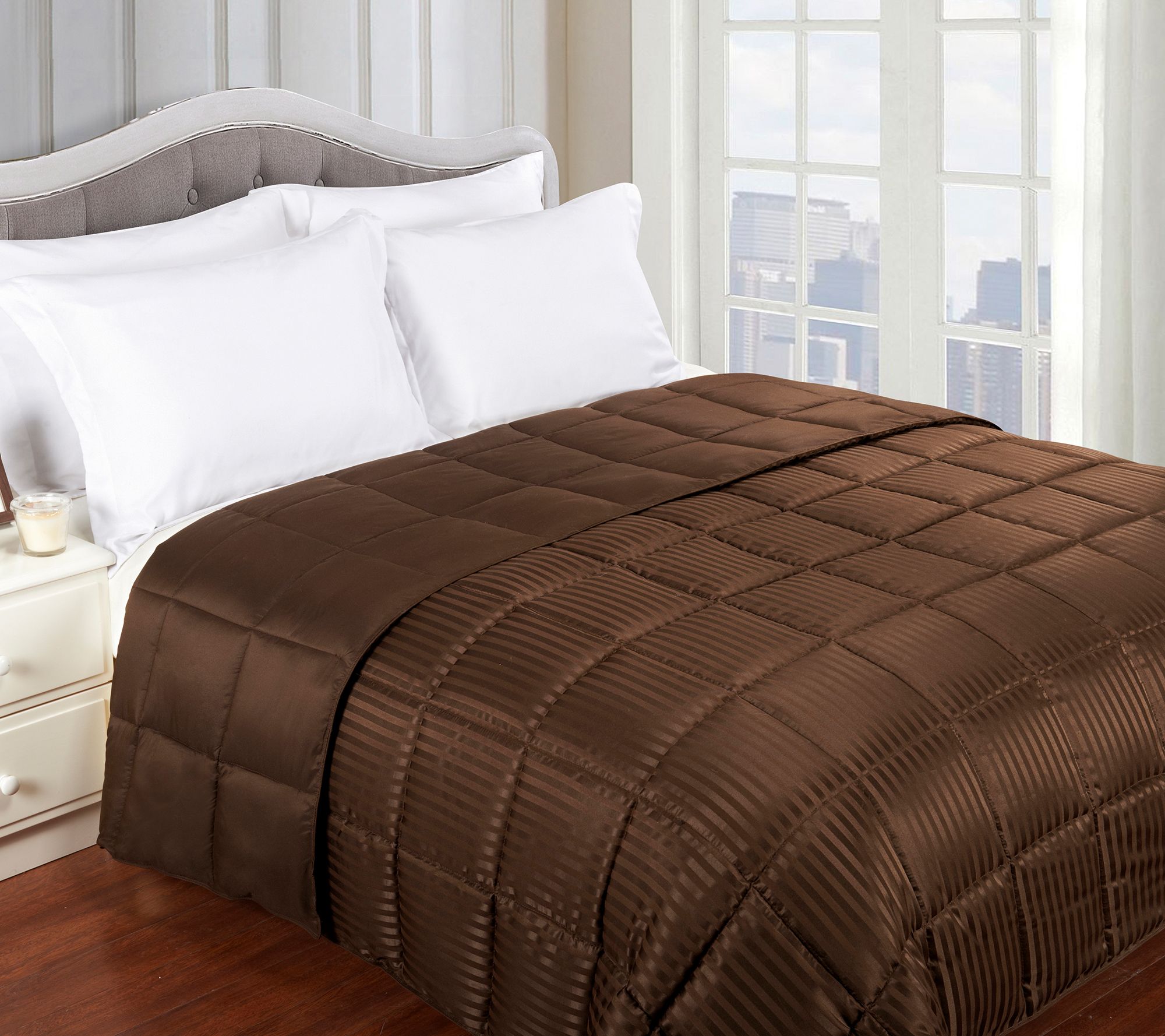 Superior Reversible Down Alternative Blanket, T win/Twin XL
