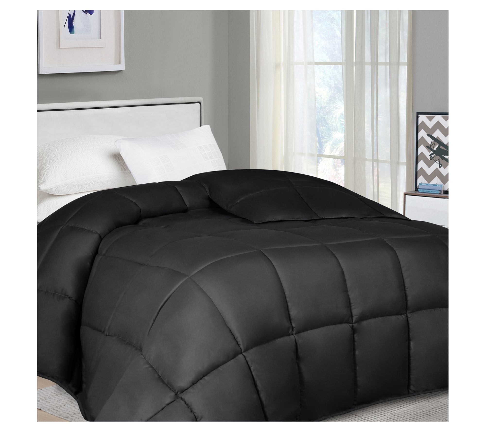 Superior Solid Reversible Down Alternative Comforter- Twin