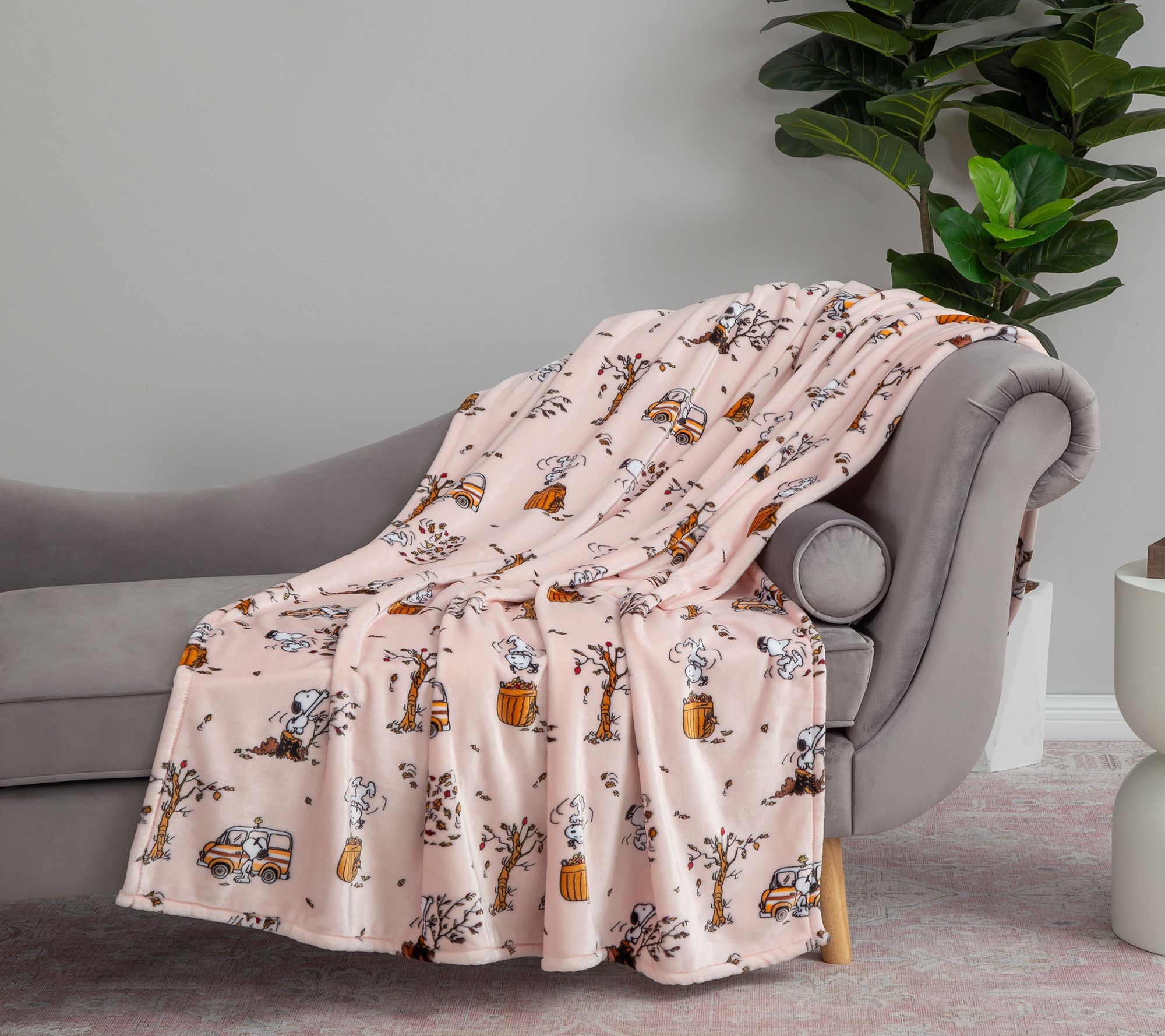 "As Is" Berkshire Peanuts Harvest Plush 55x70 Throw