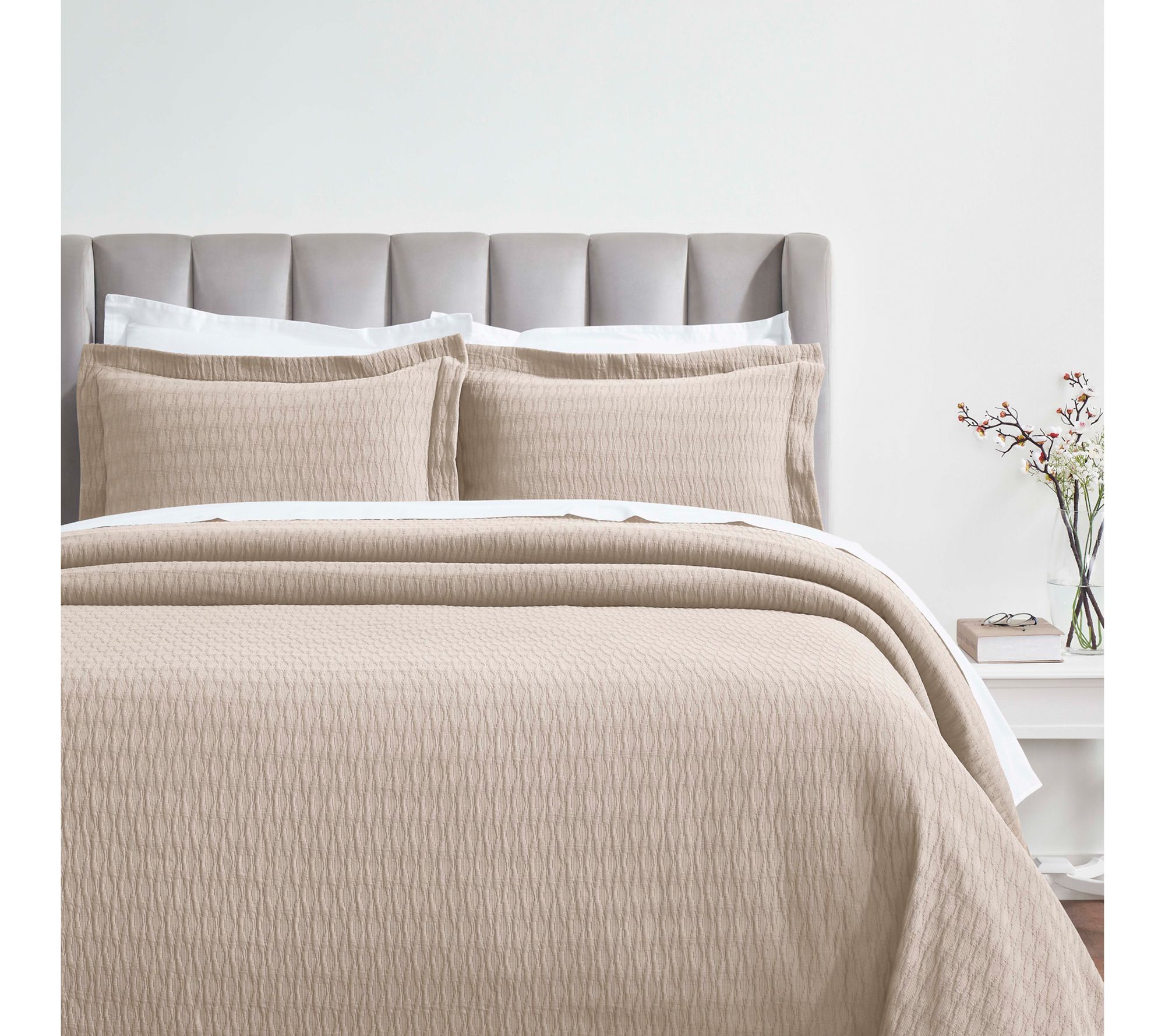Superior Calvert Cotton Geometric Bedspread & Sham Set, King
