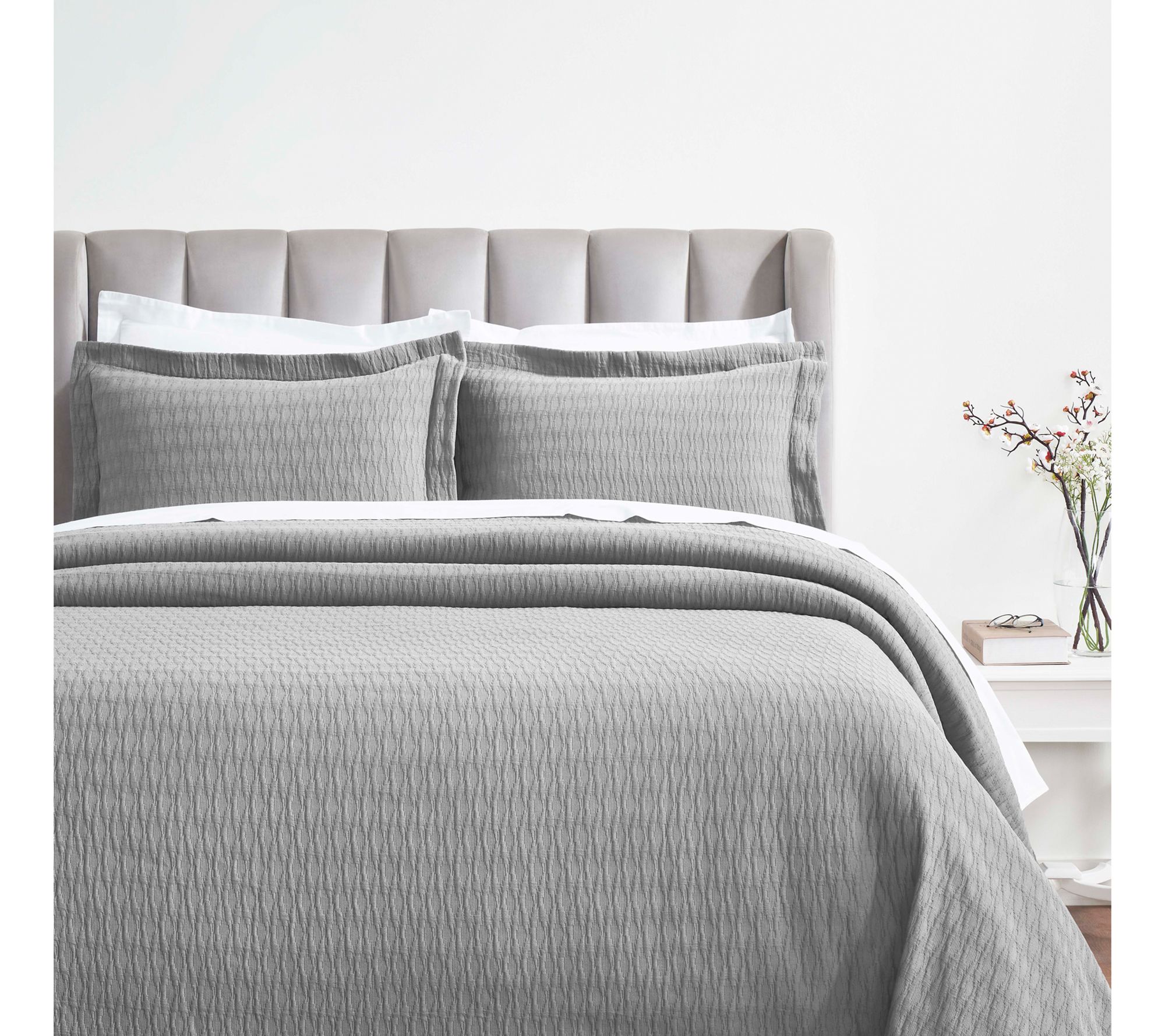 Superior Calvert Cotton Geometric Bedspread & Sham Set, King